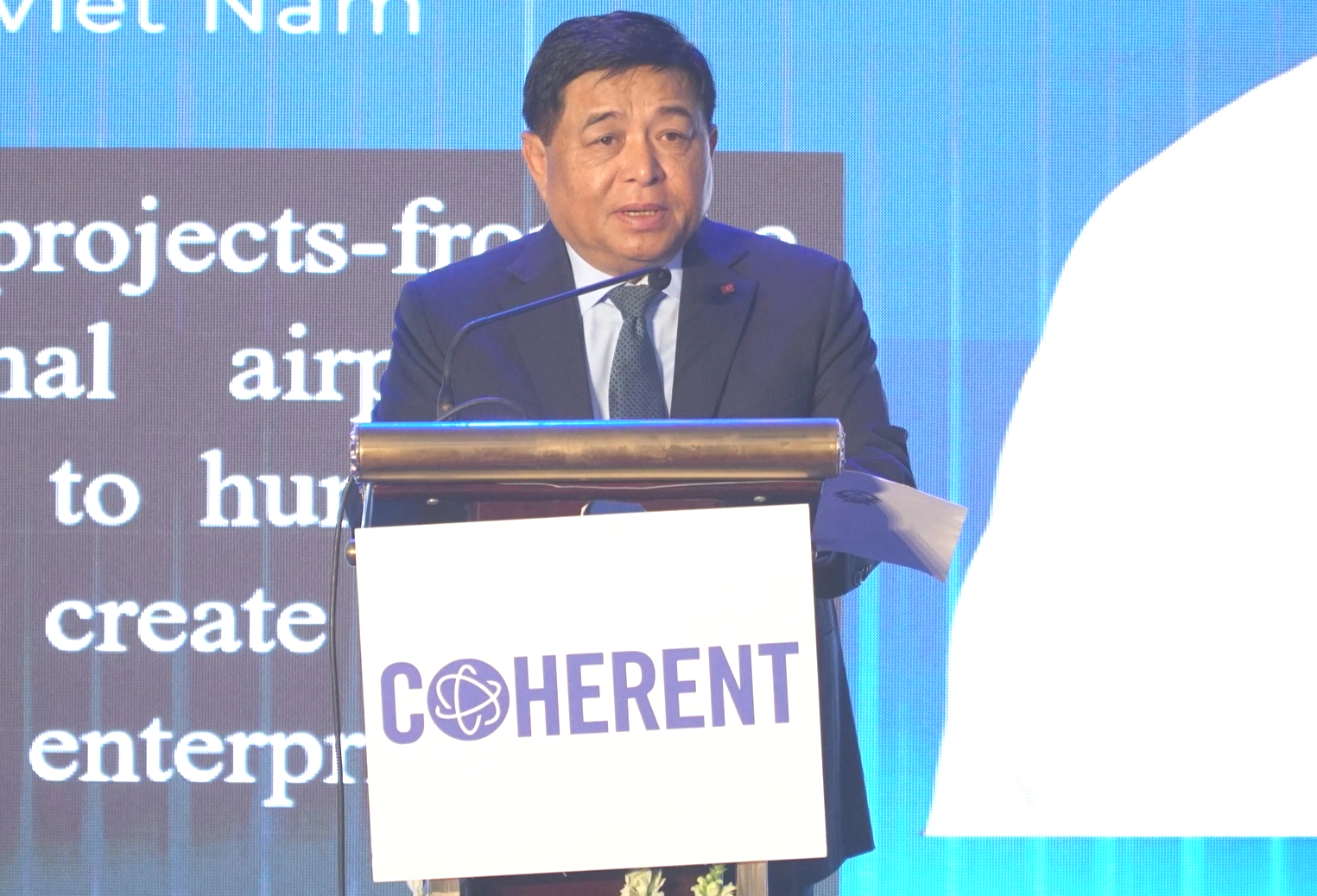 Khánh thành nhà máy sản xuất chất bán dẫn của Hoa Kỳ tại Nhơn Trạch- Ảnh 1. Khánh thành nhà máy sản xuất chất bán dẫn của Hoa Kỳ tại Nhơn Trạch- Ảnh 1.