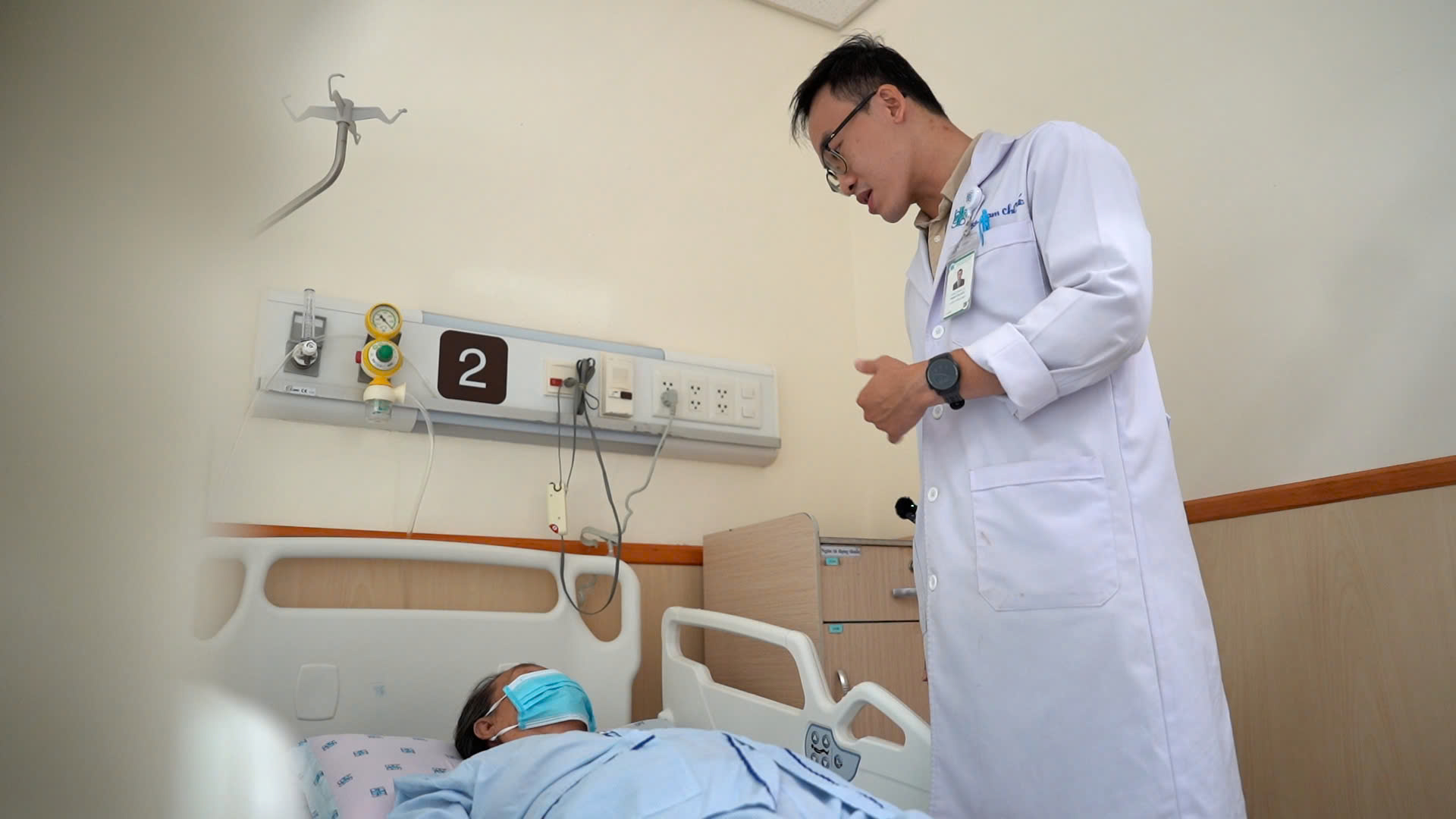Chóng Mặt Ù Tai: Đừng để phiền toái thành nguy hiểm! - Ảnh 2.