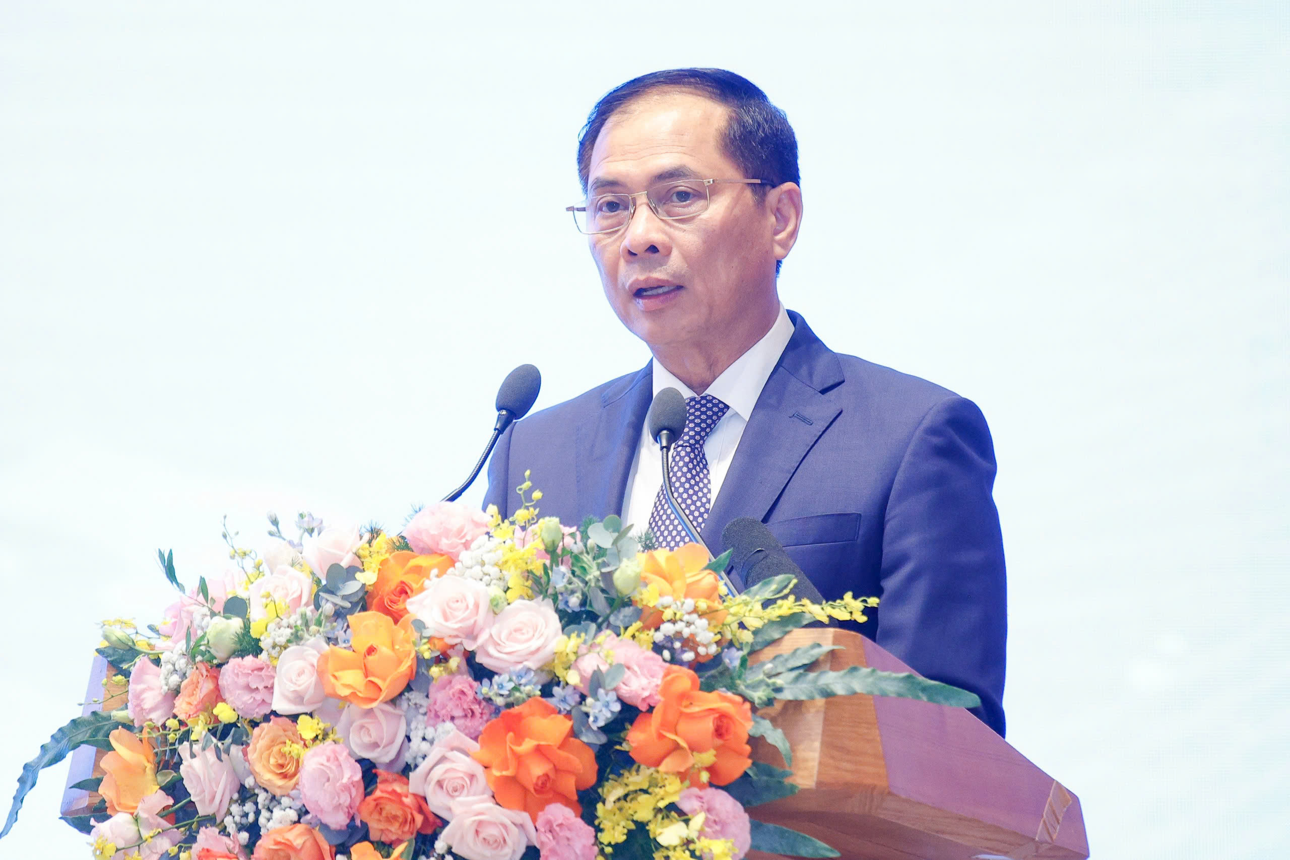 Thủ tướng Phạm Minh Chính khẳng định thách thức hiện nay chưa bằng thời kỳ giải phóng - Ảnh 4. Thủ tướng Phạm Minh Chính khẳng định thách thức hiện nay chưa bằng thời kỳ giải phóng - Ảnh 4.