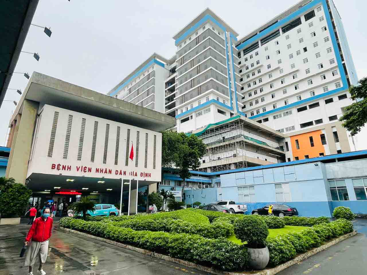 Những bệnh viện thi công ì ạch - Ảnh 1.