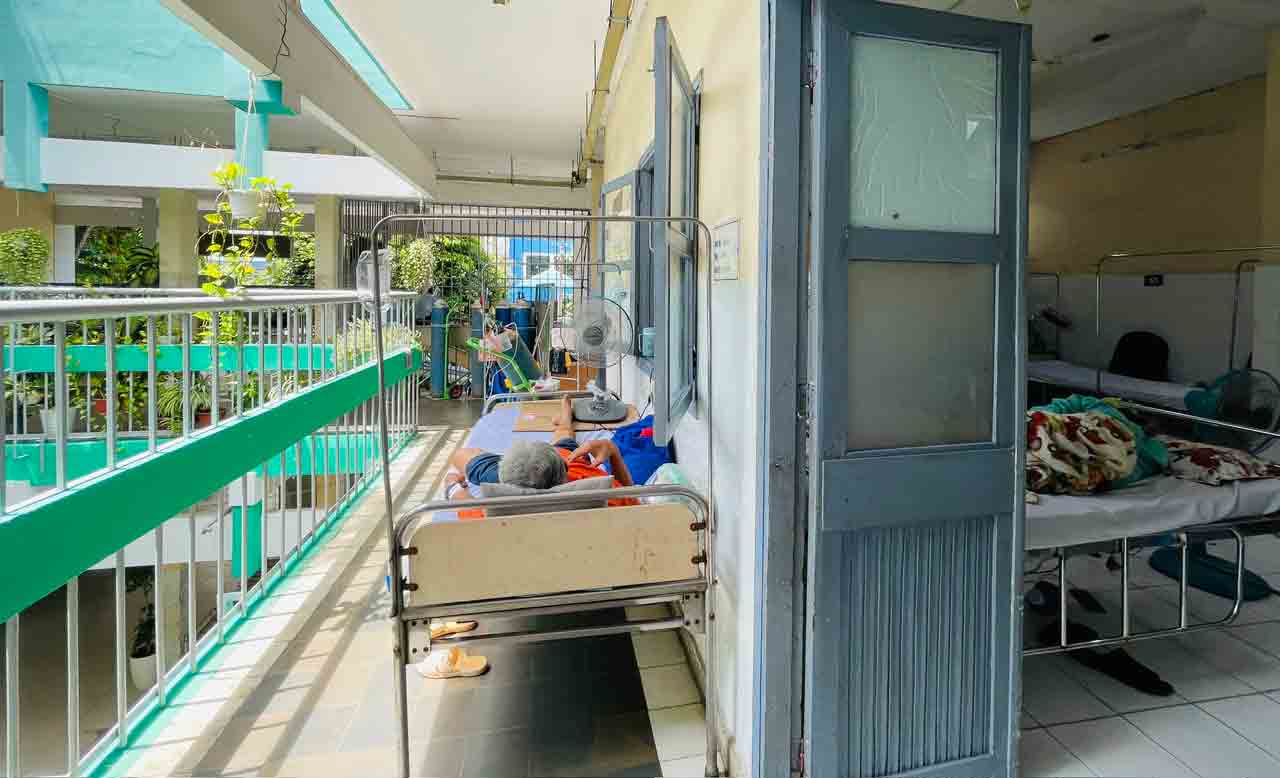 Những bệnh viện thi công ì ạch - Ảnh 5.