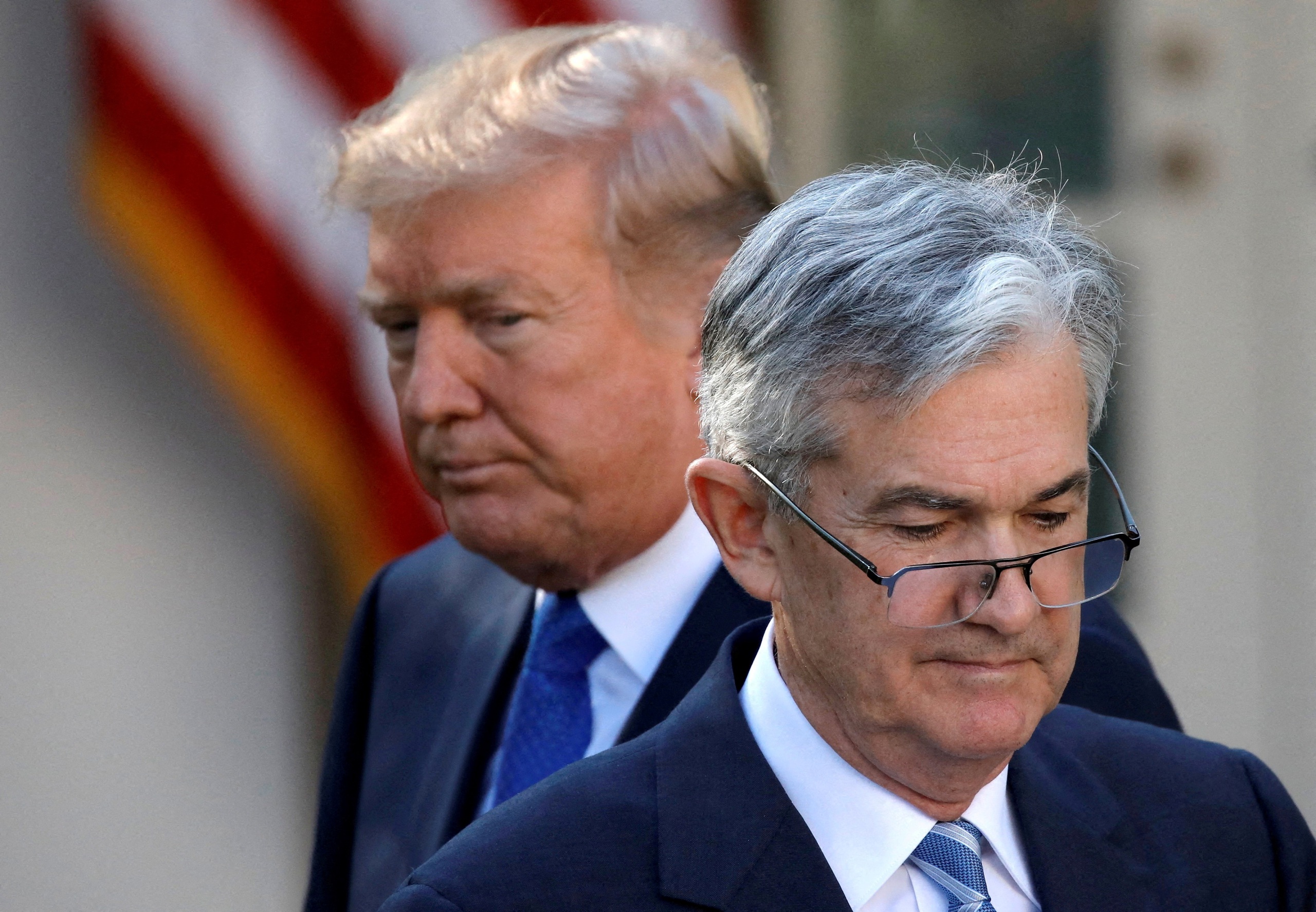Fed giữ lãi suất, ông Trump muốn Chủ tịch Powell từ chức ngay lập tức