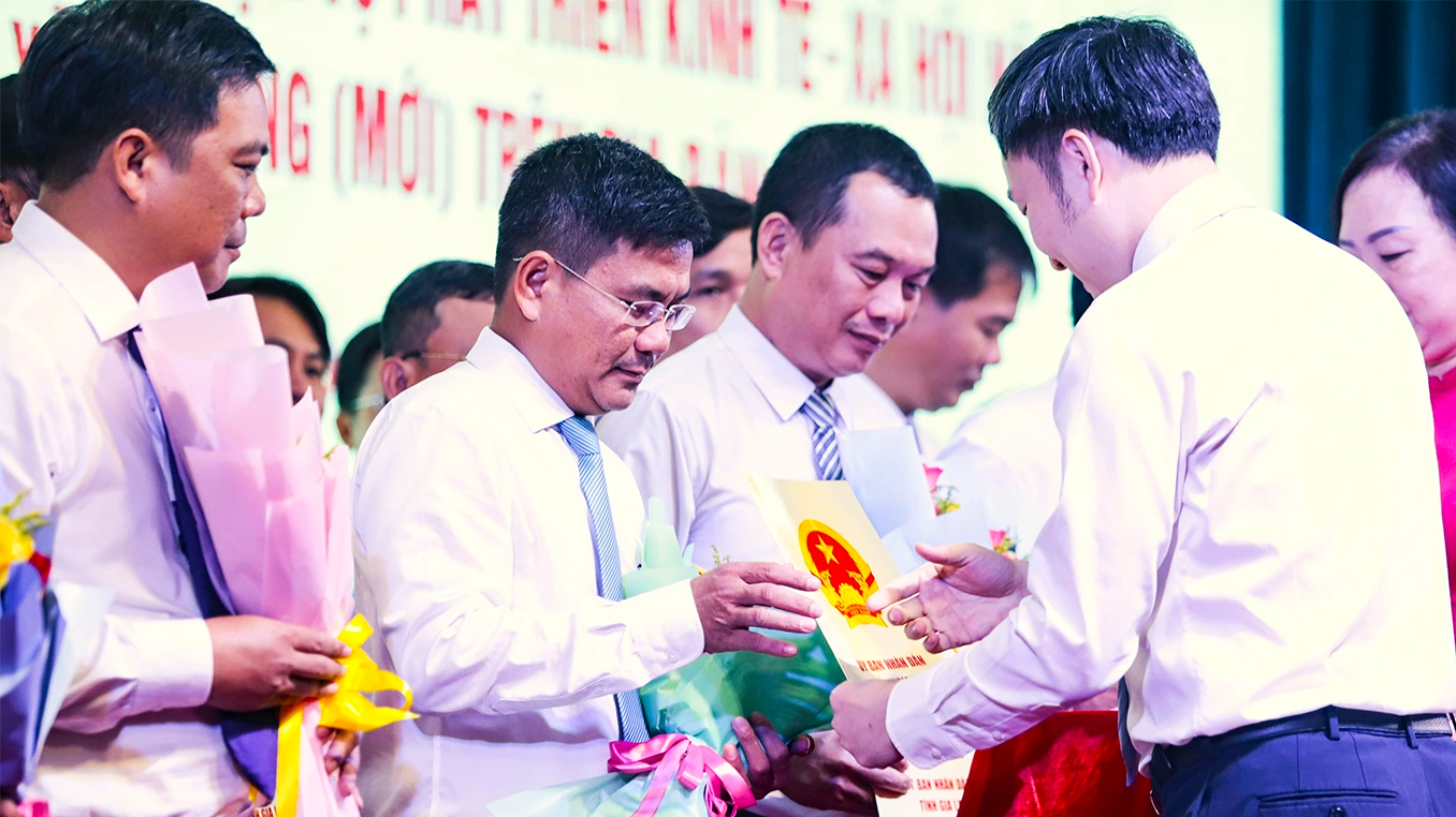 Gia Lai: Tháo gỡ vướng mắc, thúc đẩy các công trình, dự án trọng điểm- Ảnh 4.