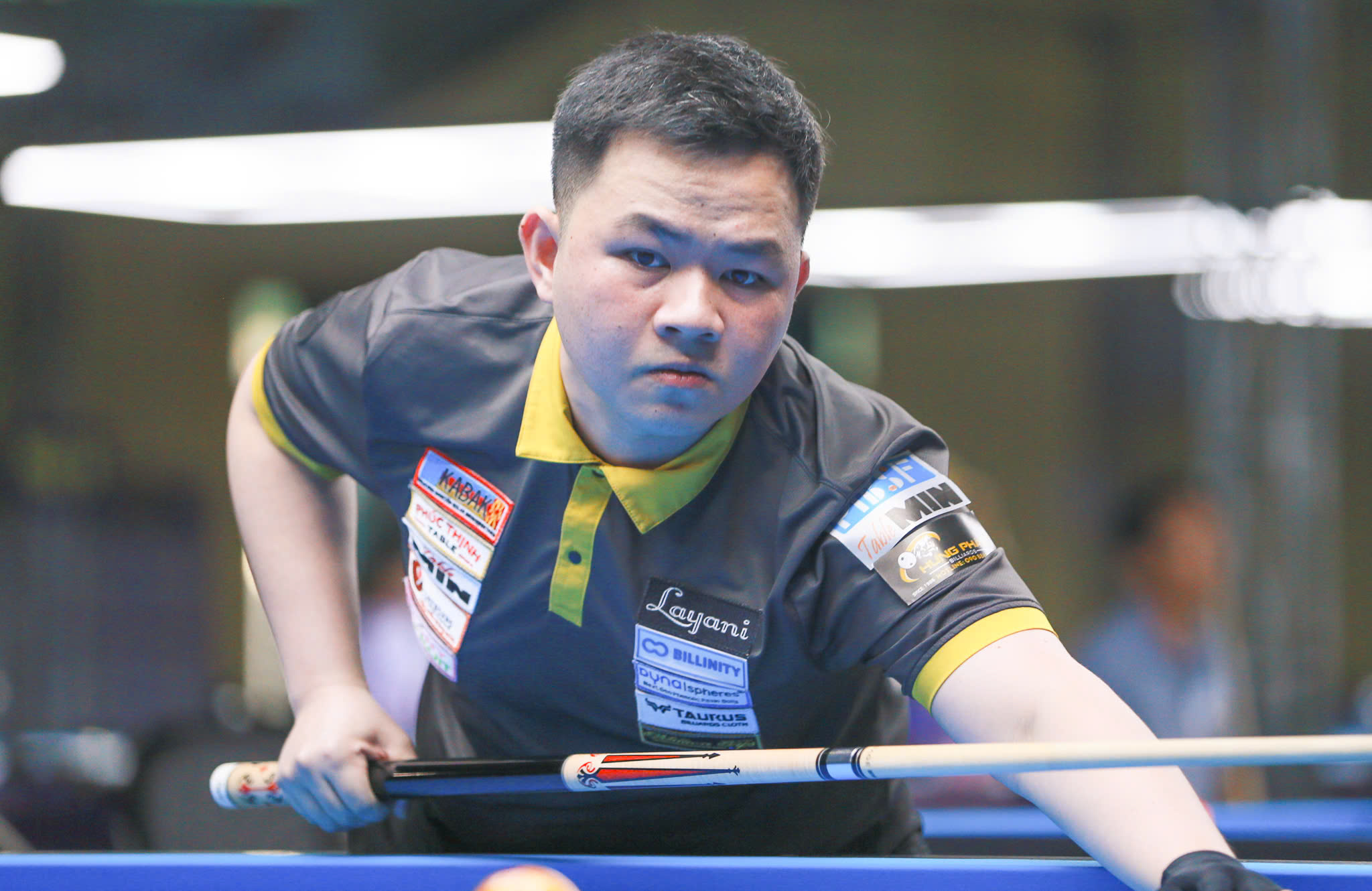 Billiards: Tran Quyet Chien បានចាញ់គូប្រជែងដ៏ជោគវាសនារបស់គាត់ម្តងទៀត ទេពកោសល្យ Caudron បានតស៊ូ - រូបថត 2 ។ Billiards: Trần Quyết Chiến lại thua đối thủ đầy duyên nợ, thiên tài Caudron chật vật- Ảnh 2.