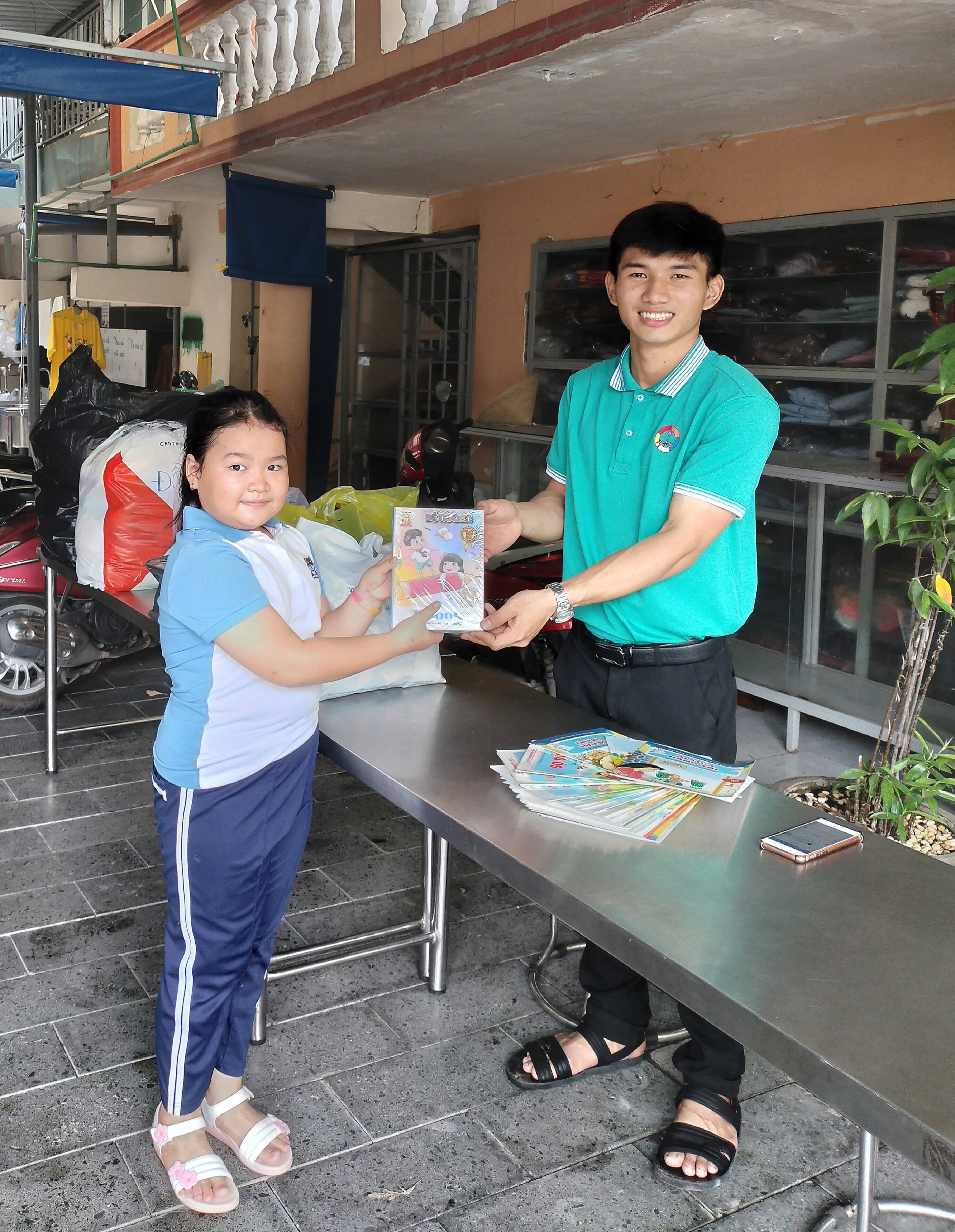 Tuổi nhỏ nhưng làm điều không nhỏ - Ảnh 6.
