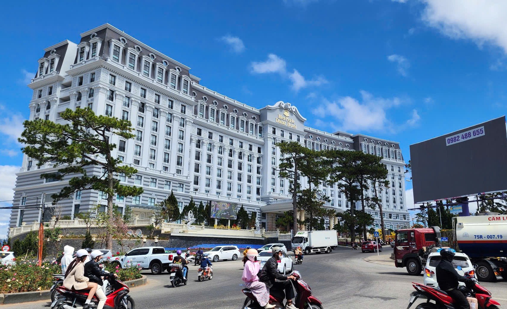 Xuân Hương - Đà Lạt 'trái tim' của tỉnh Lâm Đồng- Ảnh 7. Xuân Hương - Đà Lạt 'trái tim' của tỉnh Lâm Đồng- Ảnh 7.