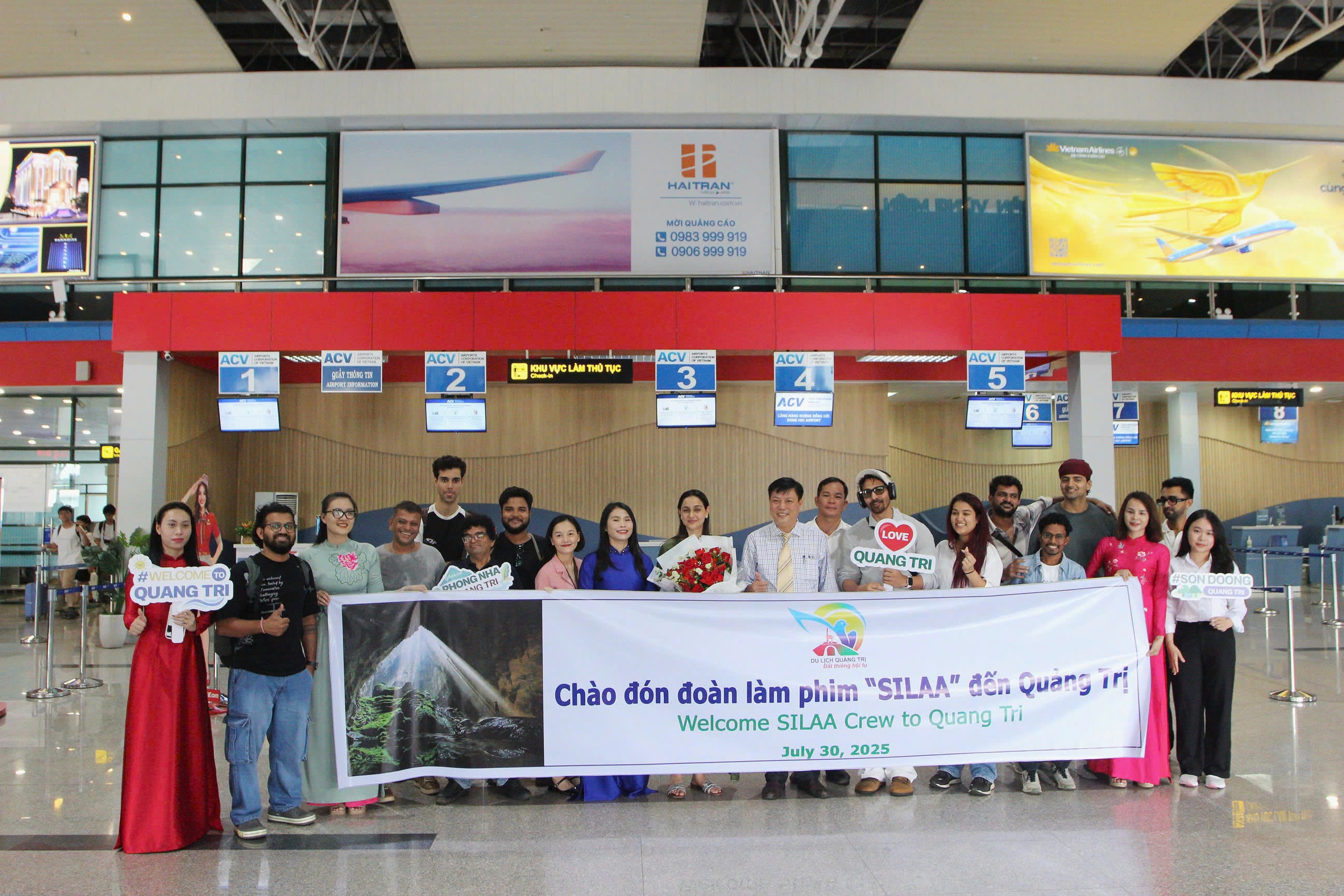 ភាពយន្តឥណ្ឌាដំបូងគេដែលថតនៅ Phong Nha - Ke Bang - រូបថត ២. Bộ phim Ấn Độ đầu tiên ghi hình tại Phong Nha - Kẻ Bàng- Ảnh 2.