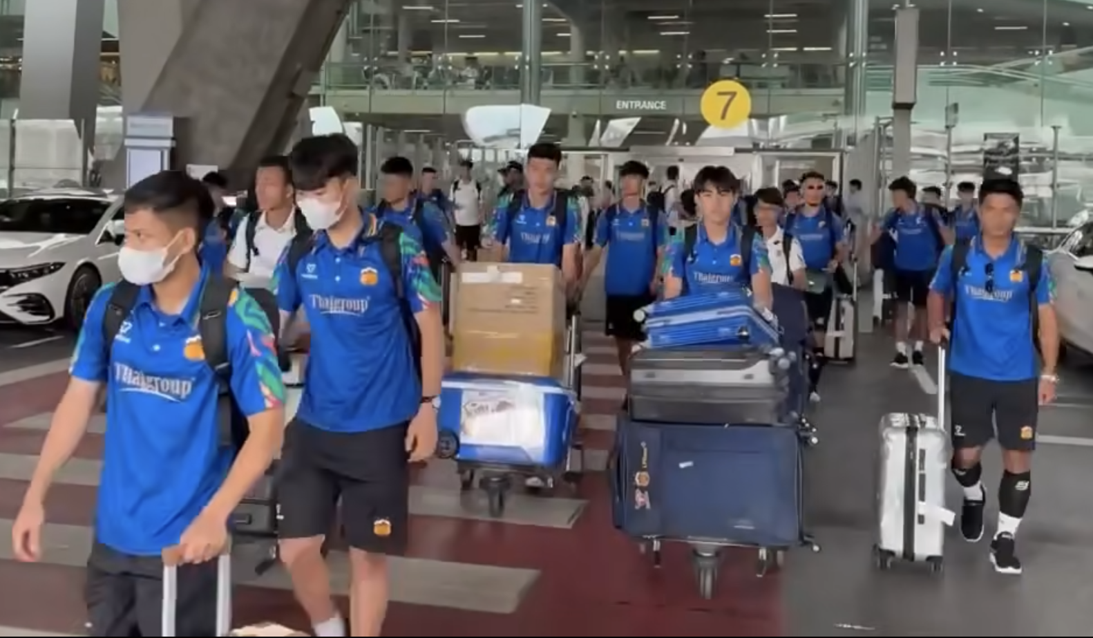HAGL: Kỳ vọng lớn từ đợt du đấu tại Thái Lan, quyết tạo đột phá ở V-League- Ảnh 1.