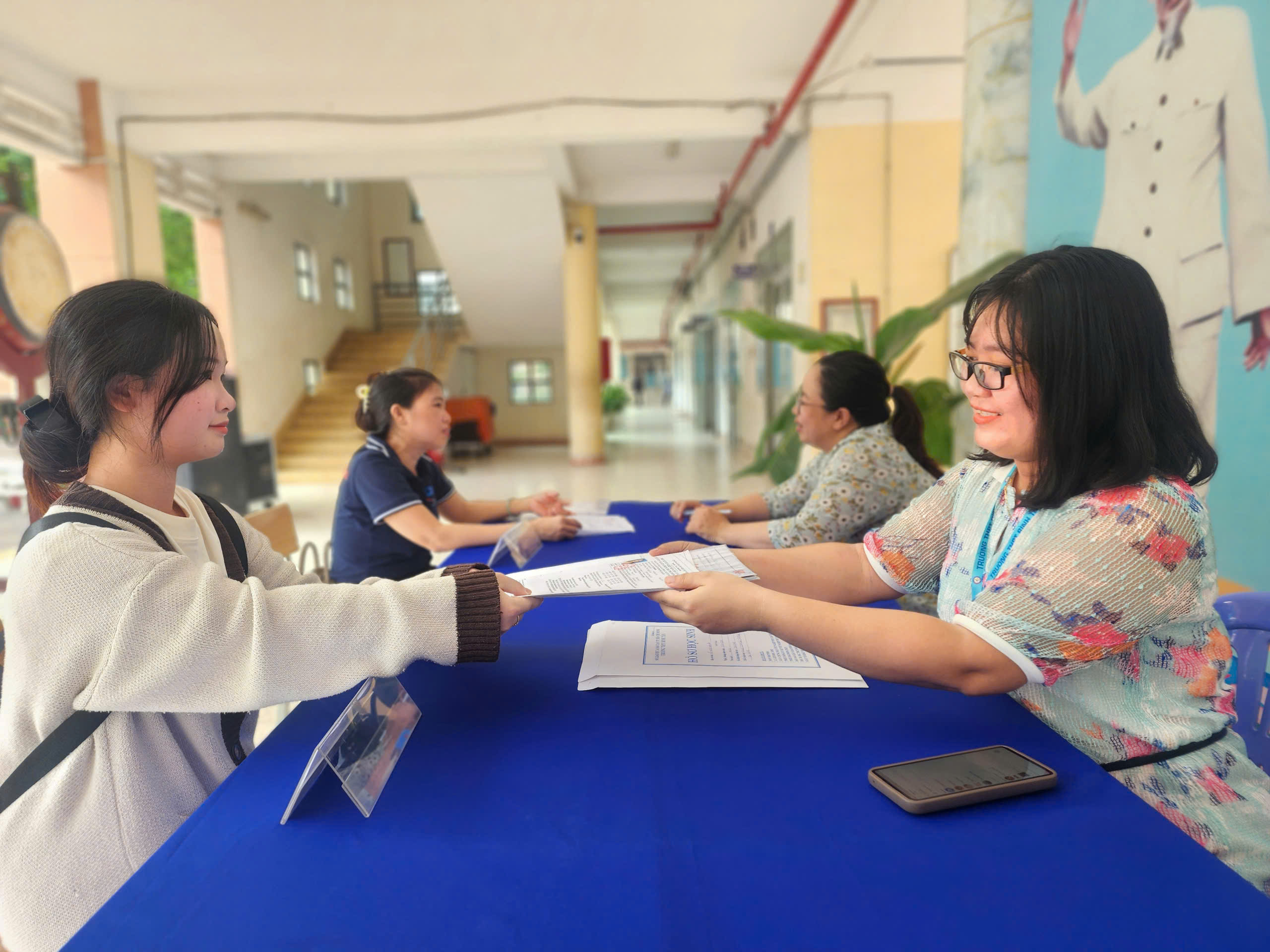 Nghịch lý tuyển bổ sung lớp 10 - Ảnh 2.