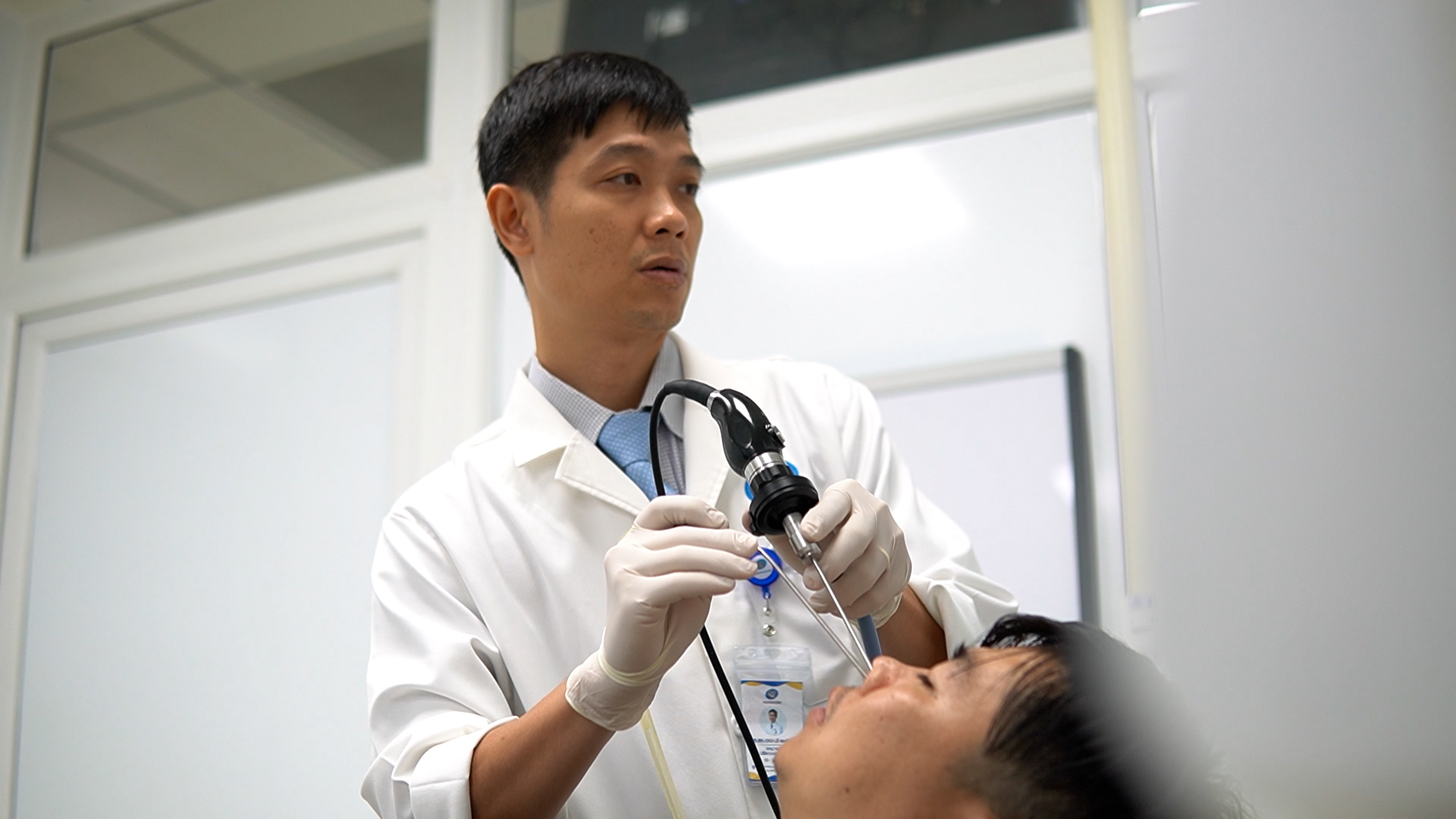 Sáng dậy thì buồn ngủ, họp thì gật gù: Qua thăm khám chàng trai trẻ phát hiện bệnh lý nguy hiểm- Ảnh 2.