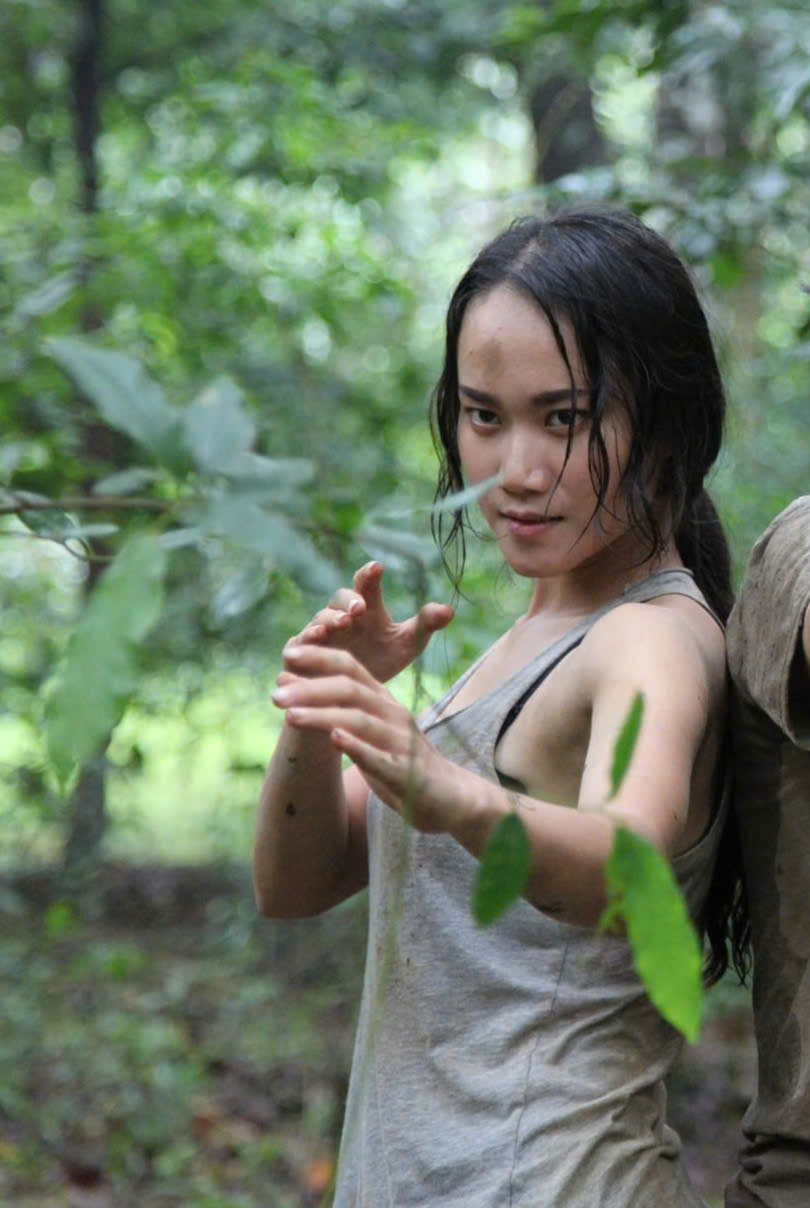 Aksiyon filmi güzeli: Kim Dung - Dublör köyüyle 'kader' - Fotoğraf 2. Bóng hồng phim hành động: Kim Dung - 'mối duyên' với làng cascadeur- Ảnh 2.