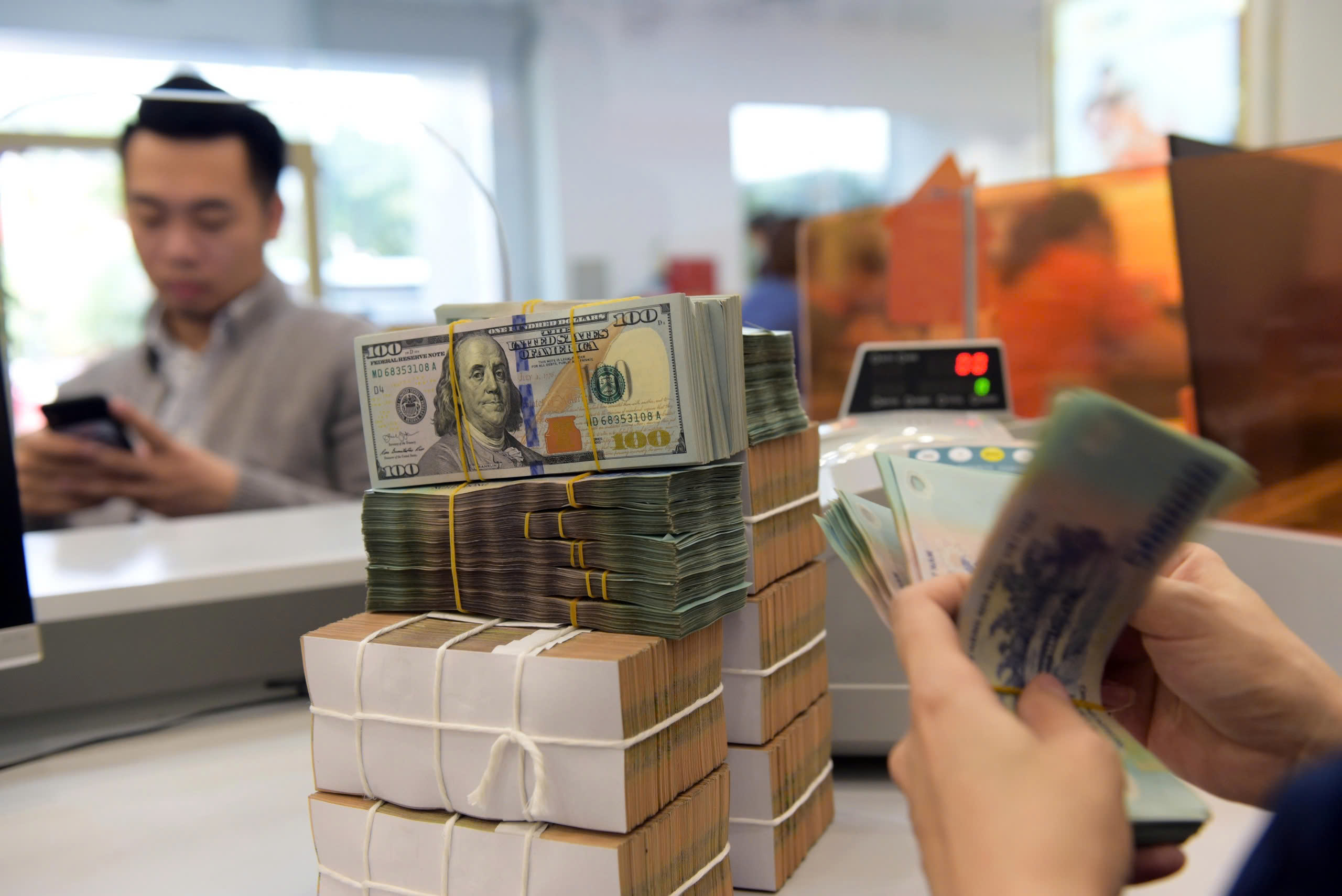 Hà Nội 'bêu tên' 41 đơn vị nợ thuế hơn 195 tỉ- Ảnh 1. Hà Nội 'bêu tên' 41 đơn vị nợ thuế hơn 195 tỉ- Ảnh 1.