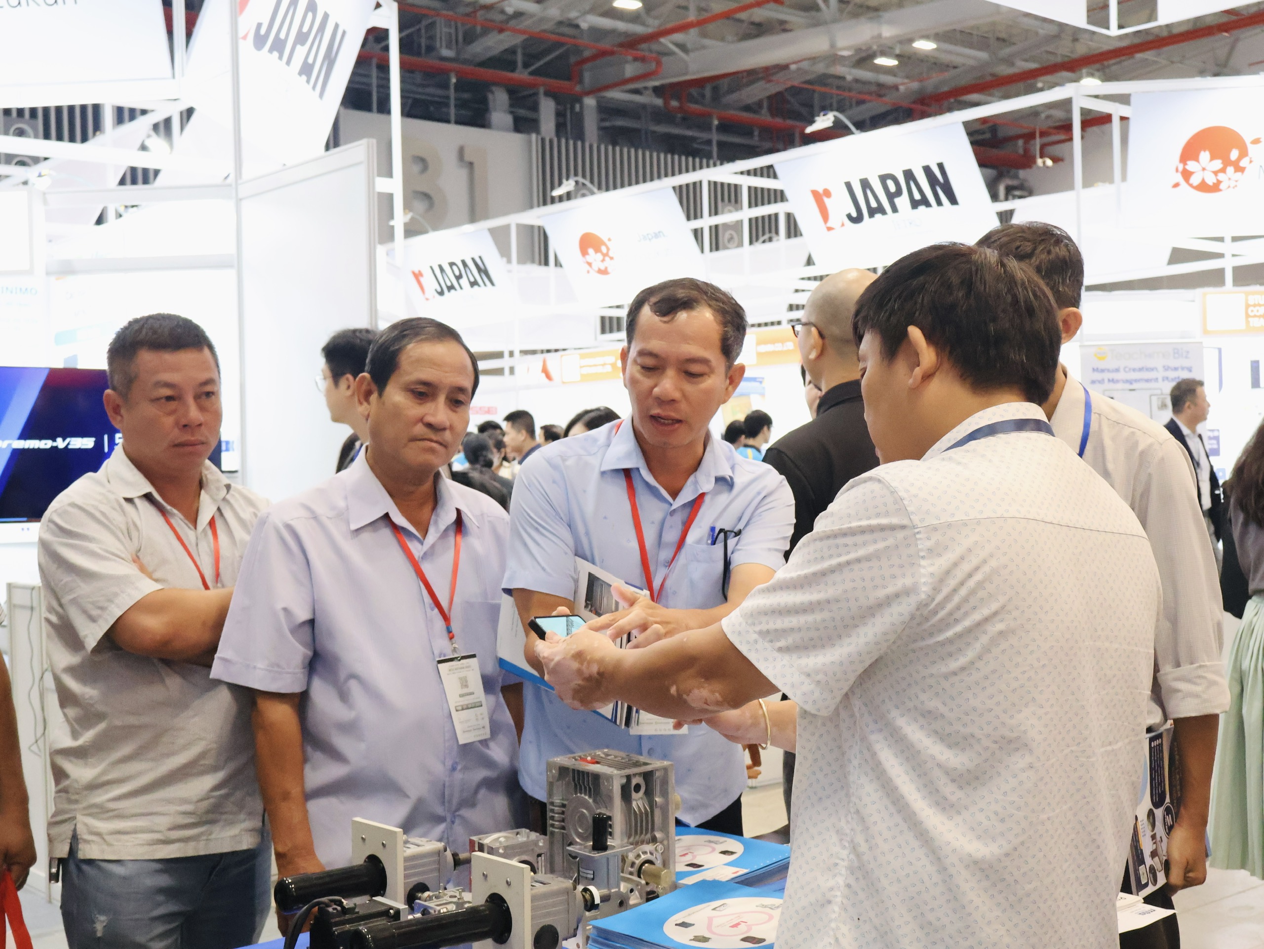 Hơn 300 cuộc kết nối giúp doanh nghiệp Việt mở rộng vào chuỗi cung ứng toàn cầu - Ảnh 2.