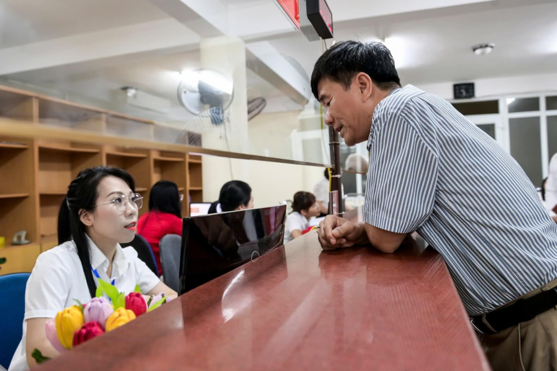 'Siêu' phường Nam Định bố trí 9 địa điểm giải quyết thủ tục cho người dân- Ảnh 2. 'Siêu' phường Nam Định bố trí 9 địa điểm giải quyết thủ tục cho người dân- Ảnh 2.