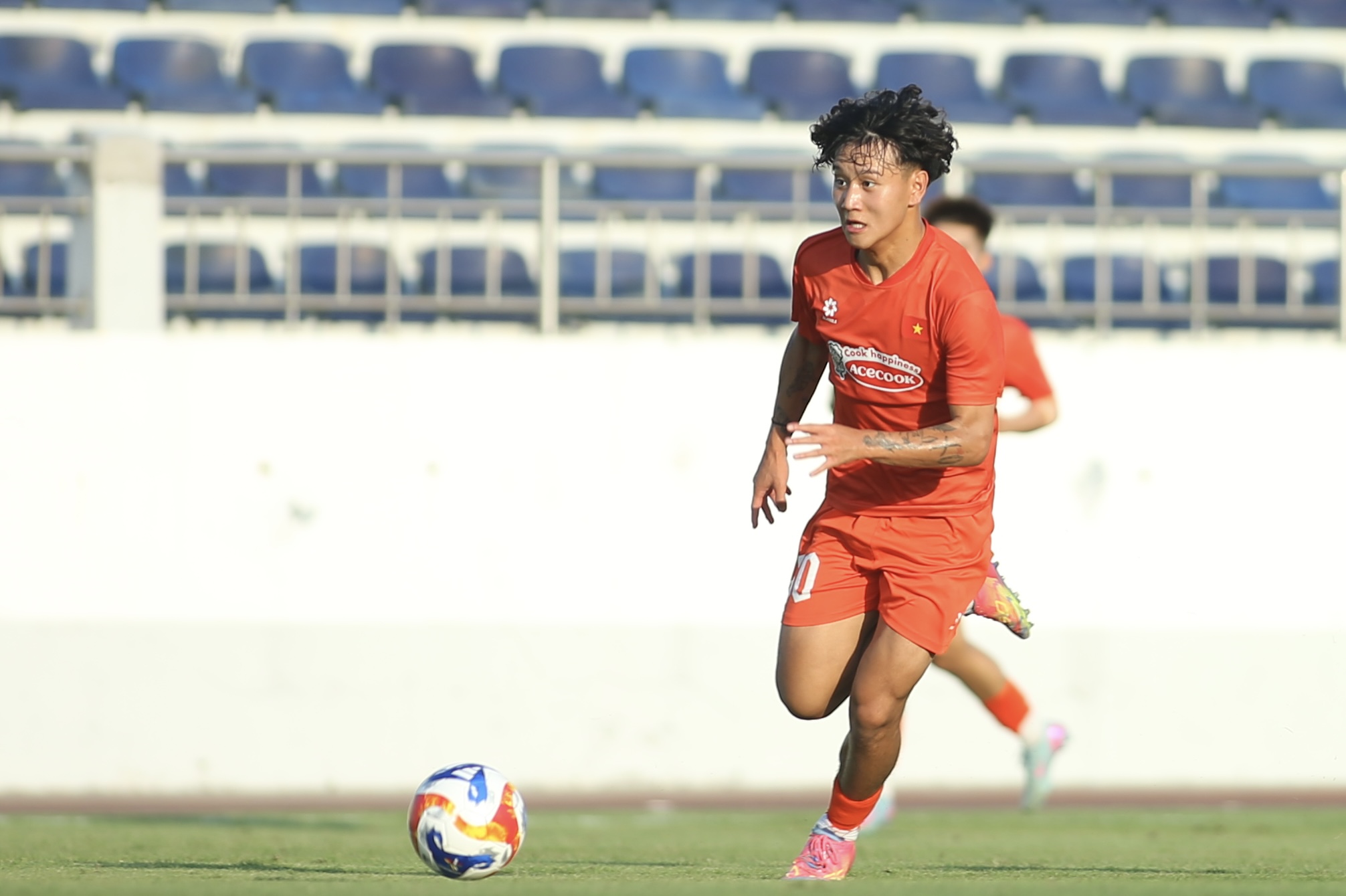 U.23 Việt Nam: HLV Kim Sang-sik tìm 'vàng thật' vì mục tiêu World Cup- Ảnh 2. U.23 Việt Nam: HLV Kim Sang-sik tìm 'vàng thật' vì mục tiêu World Cup- Ảnh 2.