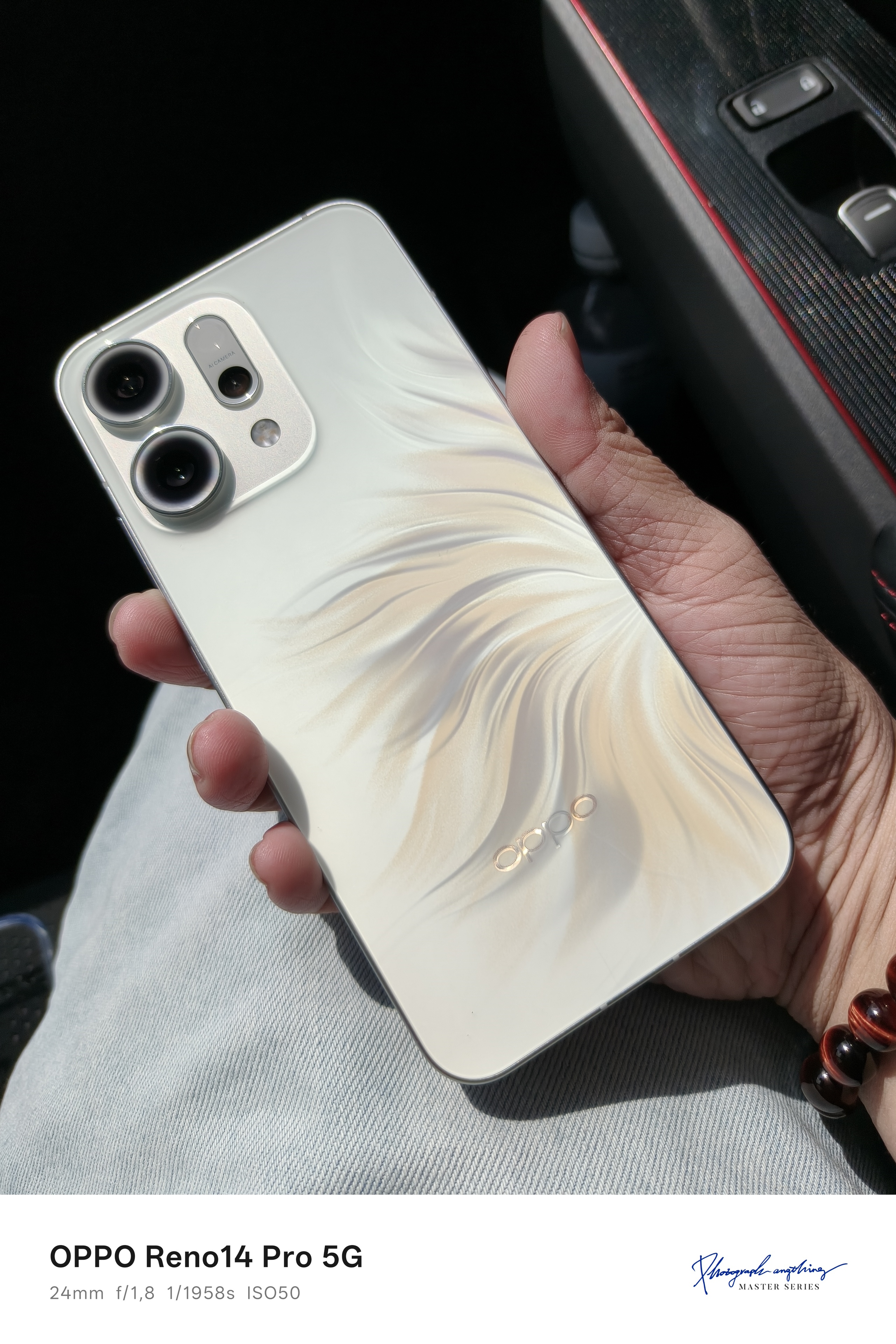 - Ảnh 1. Trải nghiệm OPPO Reno14 và Reno14 Pro 5G: chuyên gia AI trong thiết kế thời thượng - Ảnh 1.