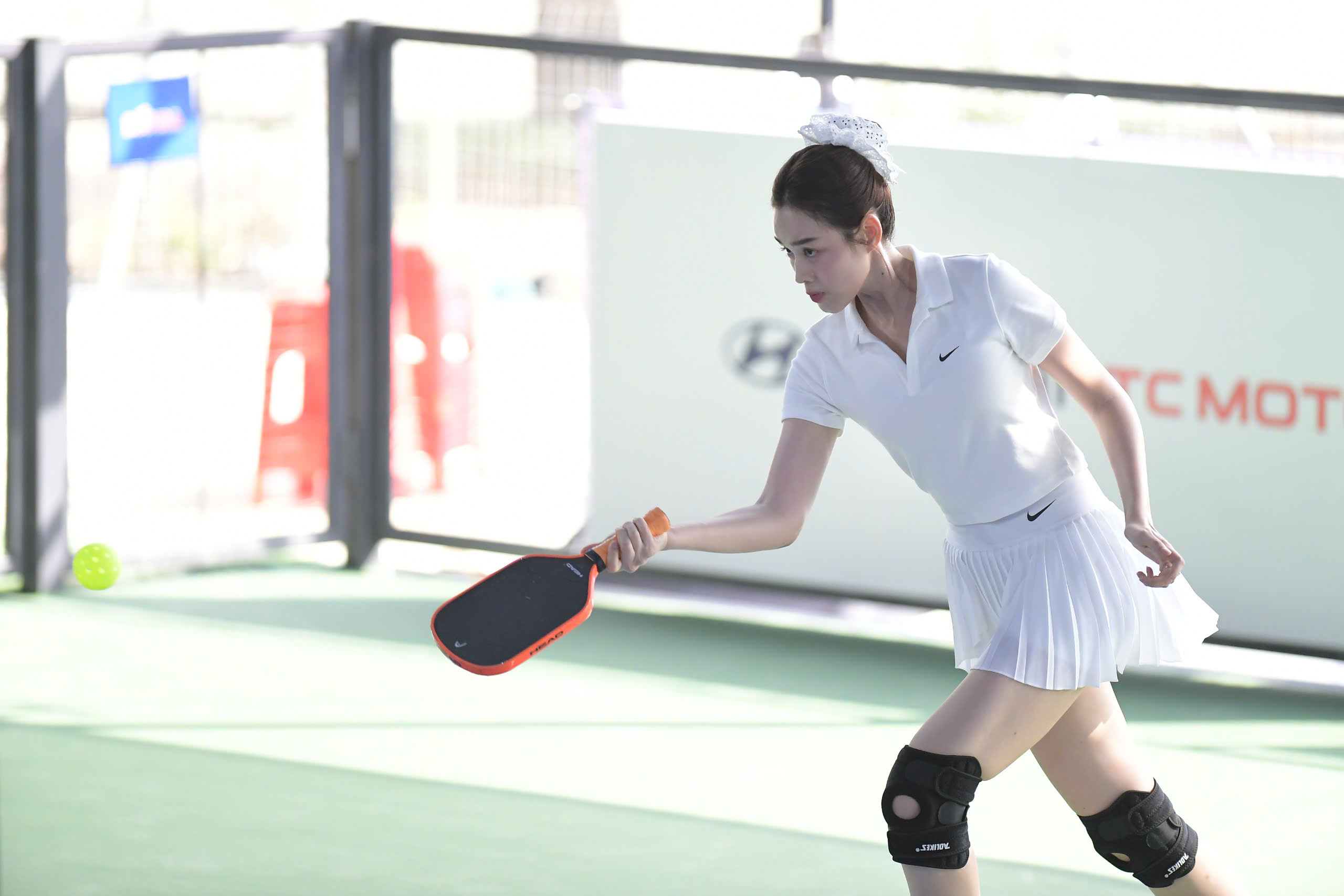Hoa hậu Hà Trúc Linh cùng dàn bóng hồng khuấy động giải pickleball Việt Nam - Ảnh 4. Hoa hậu Hà Trúc Linh cùng dàn bóng hồng khuấy động giải pickleball Việt Nam - Ảnh 4.