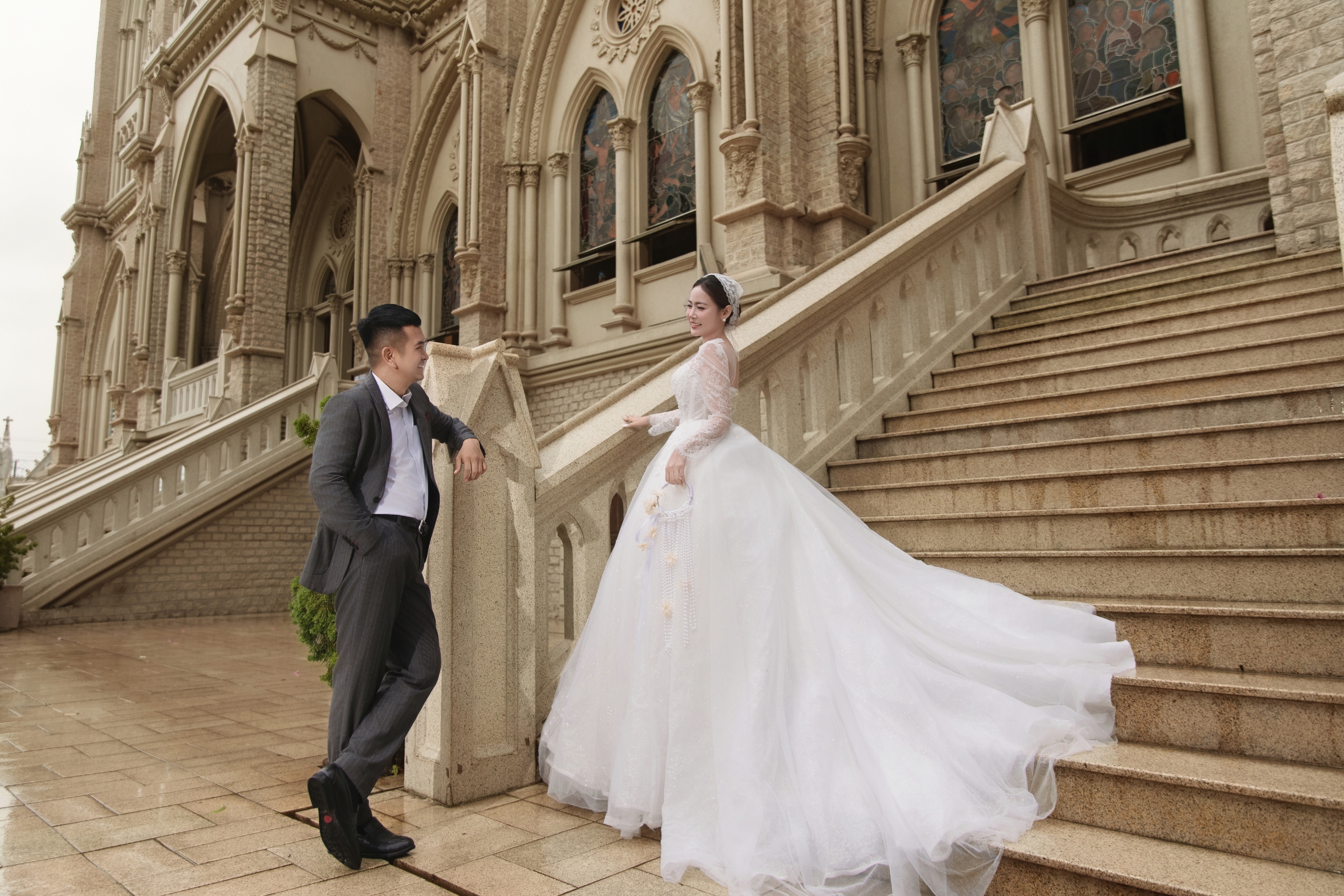 'Bé An' Hùng Thuận tung ảnh cưới, nhan sắc người bạn đời gây chú ý - Ảnh 2.