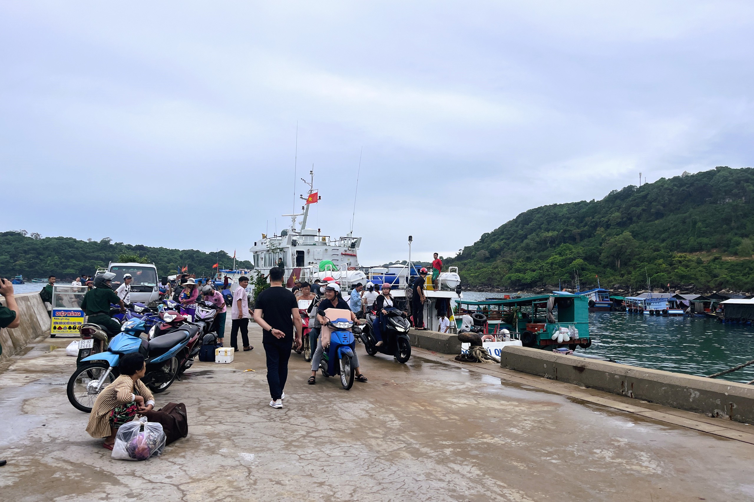 13 đặc khu của Việt Nam: Thổ Châu tiền tiêu biển Tây Nam- Ảnh 14. 13 đặc khu của Việt Nam: Thổ Châu tiền tiêu biển Tây Nam- Ảnh 14.