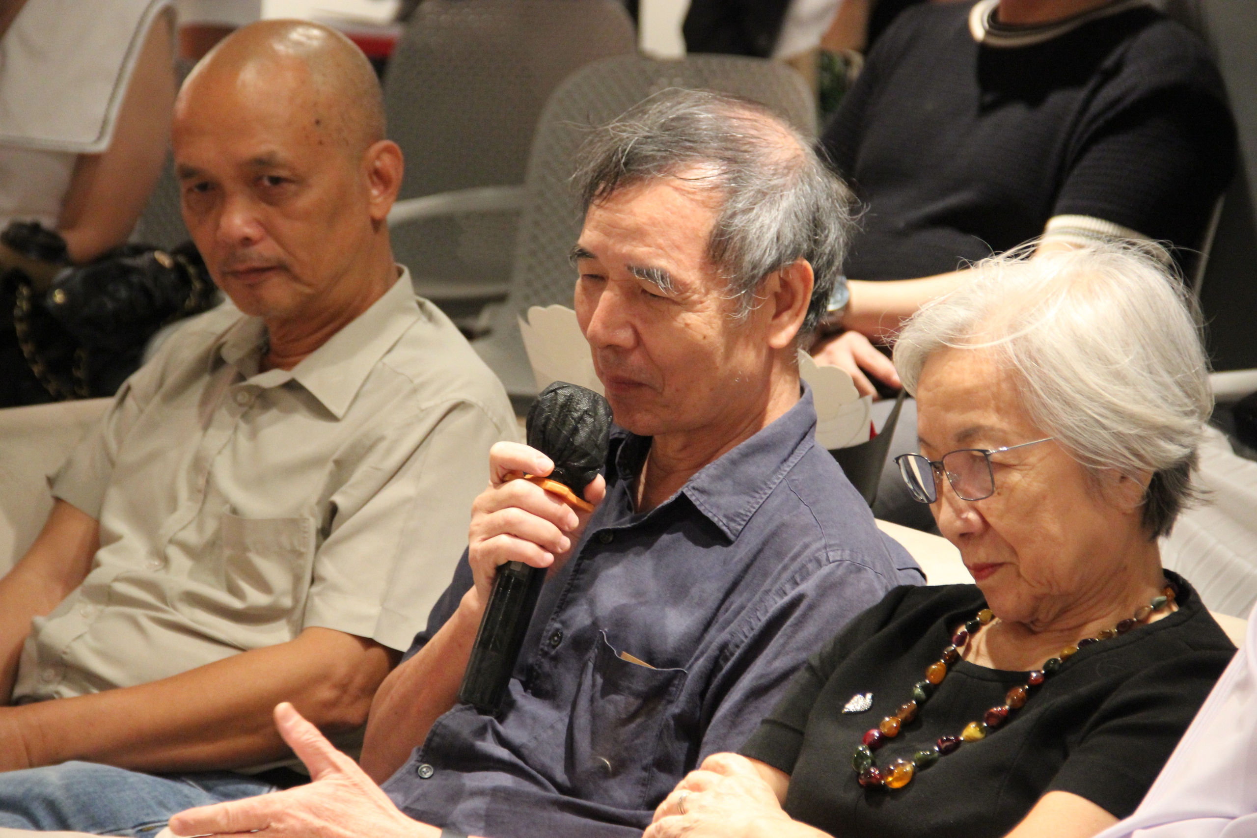 'घरेलू परंपराओं' के साथ आधुनिक पारिवारिक संबंधों को पोषित करना - फोटो 4. Nuôi dưỡng kết nối gia đình thời hiện đại cùng 'Nếp nhà'- Ảnh 4.