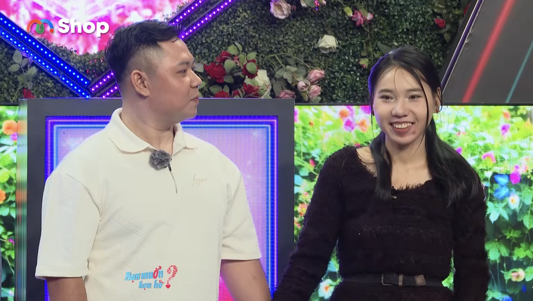 Chàng shipper ' toát mồ hôi ' khi hẹn hò cùng nữ dược sĩ trên truyền hình - Ảnh 1. Chàng shipper ' toát mồ hôi ' khi hẹn hò cùng nữ dược sĩ trên truyền hình - Ảnh 1.