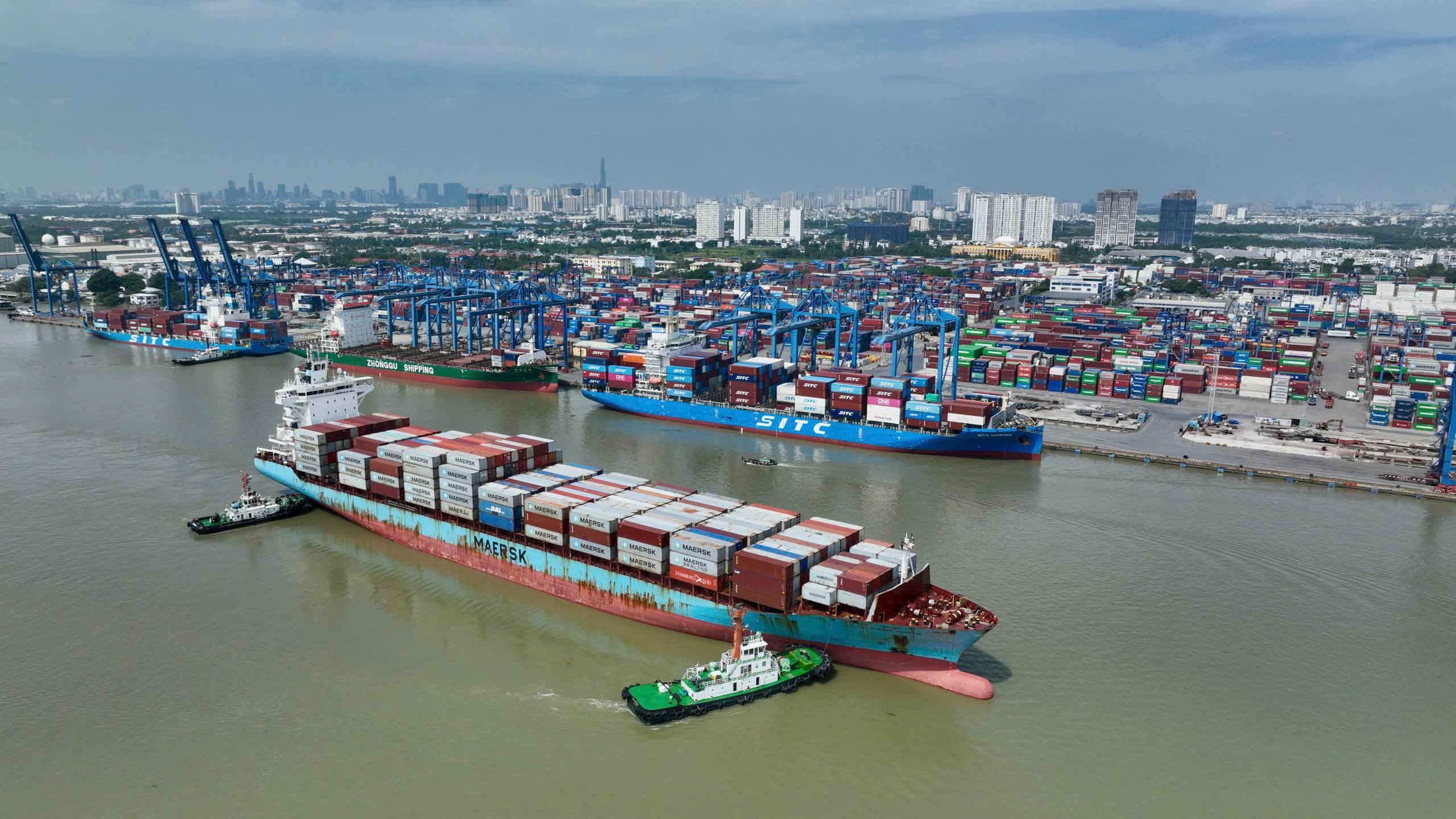 GDP tăng cao kỷ lục nhờ đâu?- Ảnh 3. GDP tăng cao kỷ lục nhờ đâu?- Ảnh 3.
