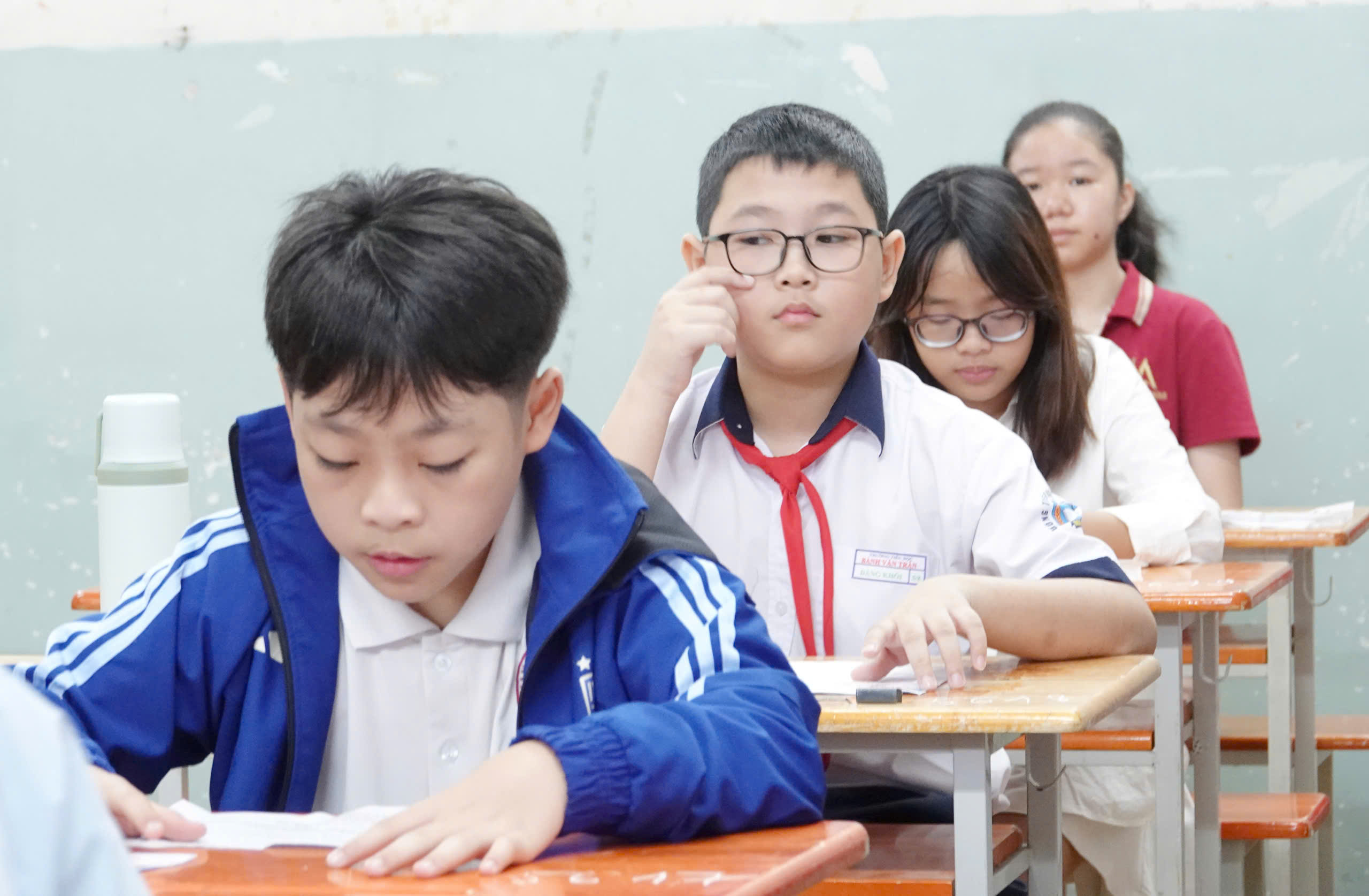 Có nên chuyển con sang trường chuyên? - Ảnh 1.