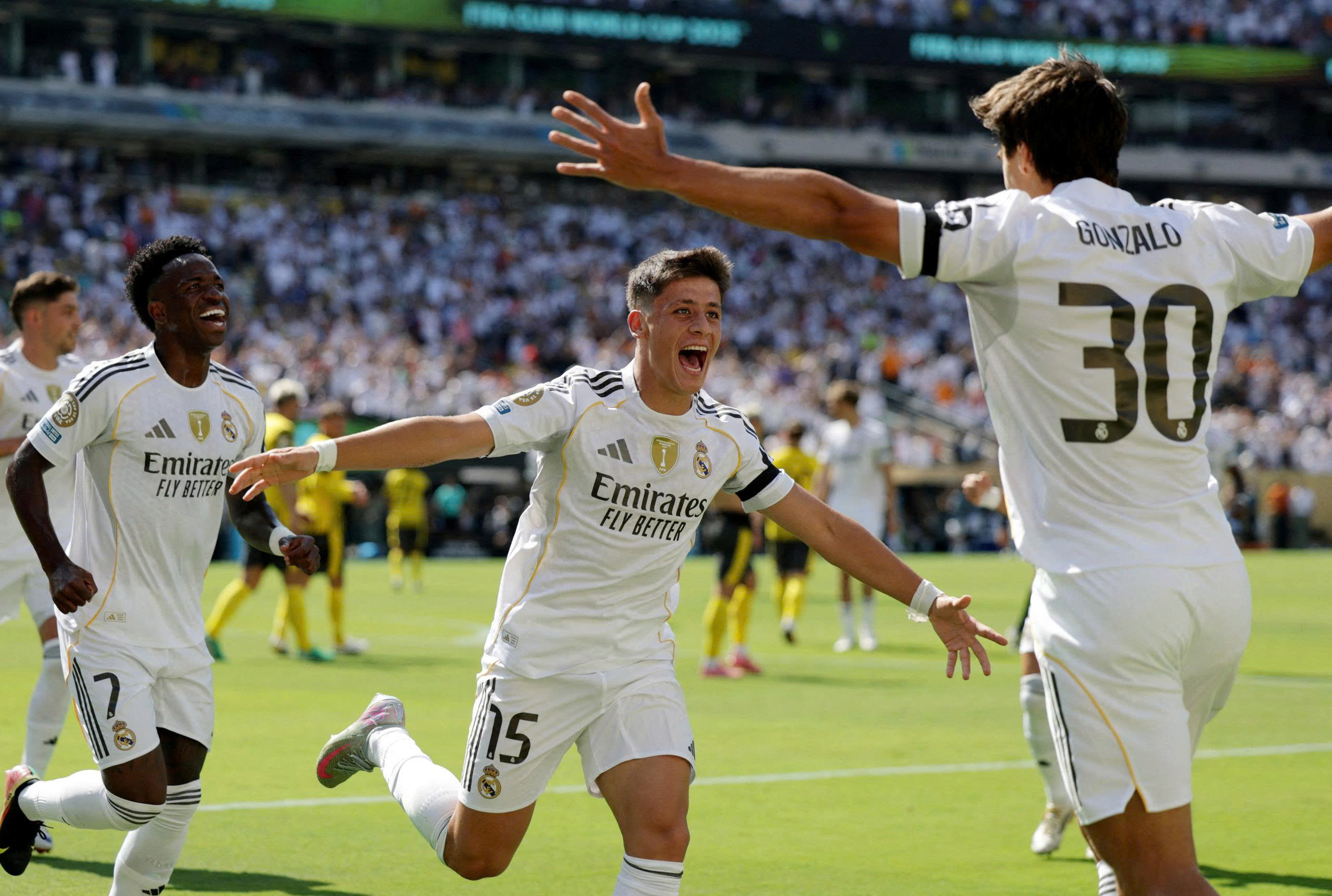 តារាងការប្រកួតបាល់ទាត់ពិភពលោកចុងក្រោយបង្អស់៖ គូប្រកួតពាក់កណ្តាលផ្តាច់ព្រ័ត្រដ៏គួរឱ្យទាក់ទាញពីរដែលផ្ទុយគ្នា - រូបថត 6 ។ Lịch thi đấu Club World Cup mới nhất: Hai cặp bán kết đầy tương phản, cực lôi cuốn- Ảnh 6.