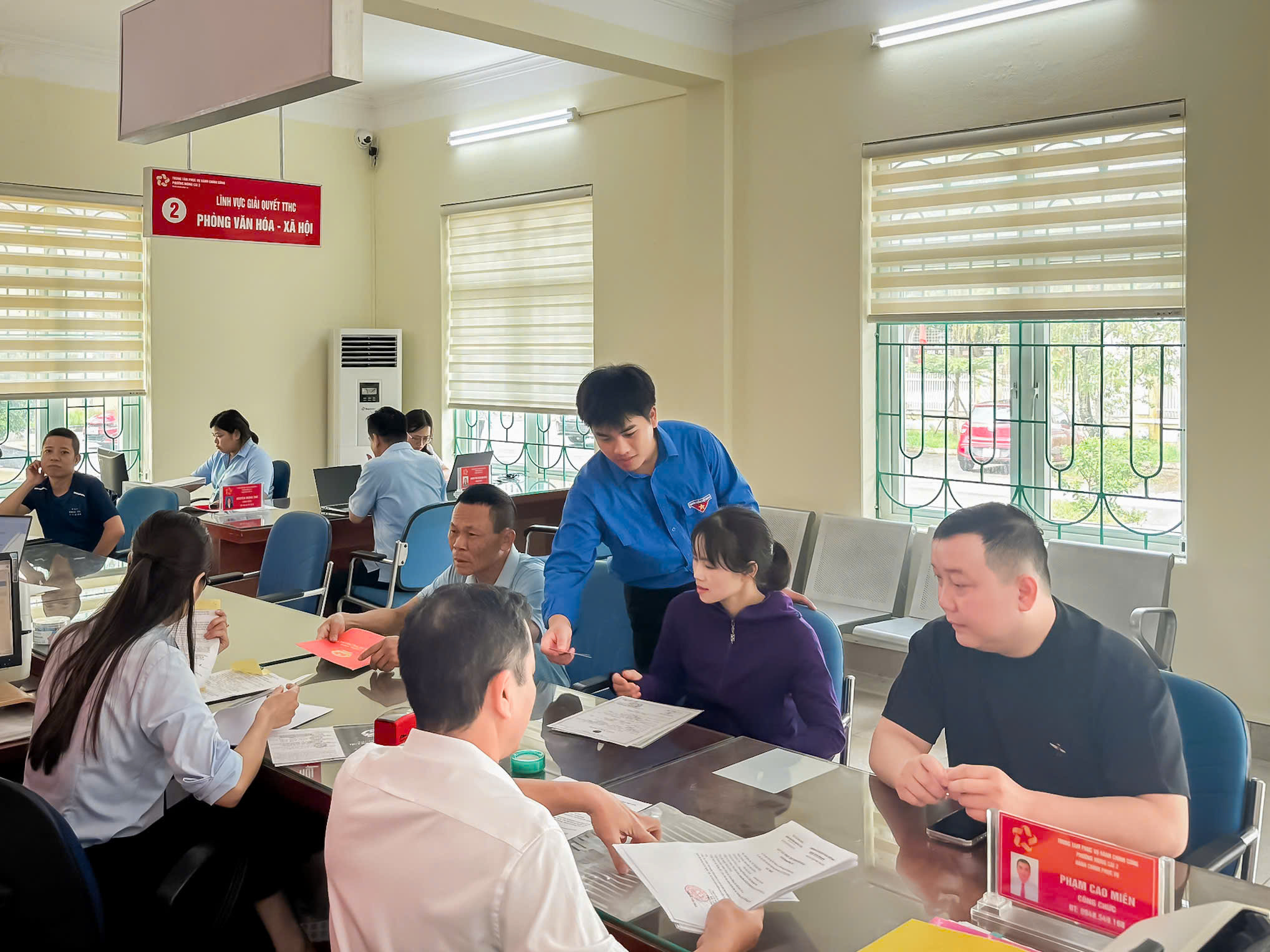 Tuổi trẻ Quảng Ninh tiên phong hỗ trợ vận hành chính quyền 2 cấp - Ảnh 5.