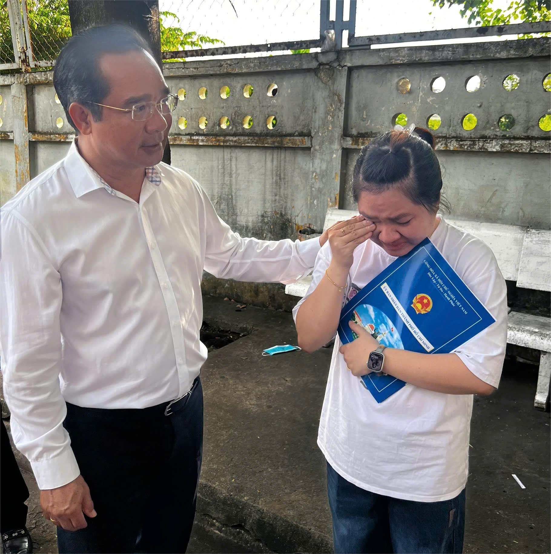 Người nhà nạn nhân vụ cháy cư xá Độc Lập nói gì - Ảnh 3.