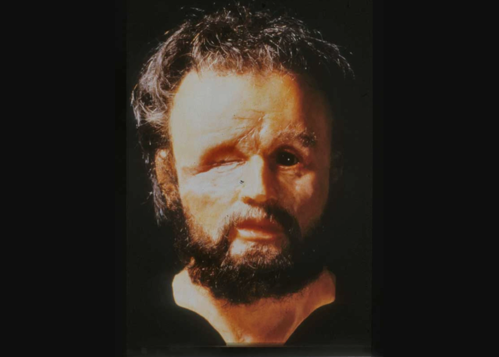 Phần mộ cổ đại vô danh hóa ra chứa hài cốt của phụ thân Alexander Đại Đế- Ảnh 2.