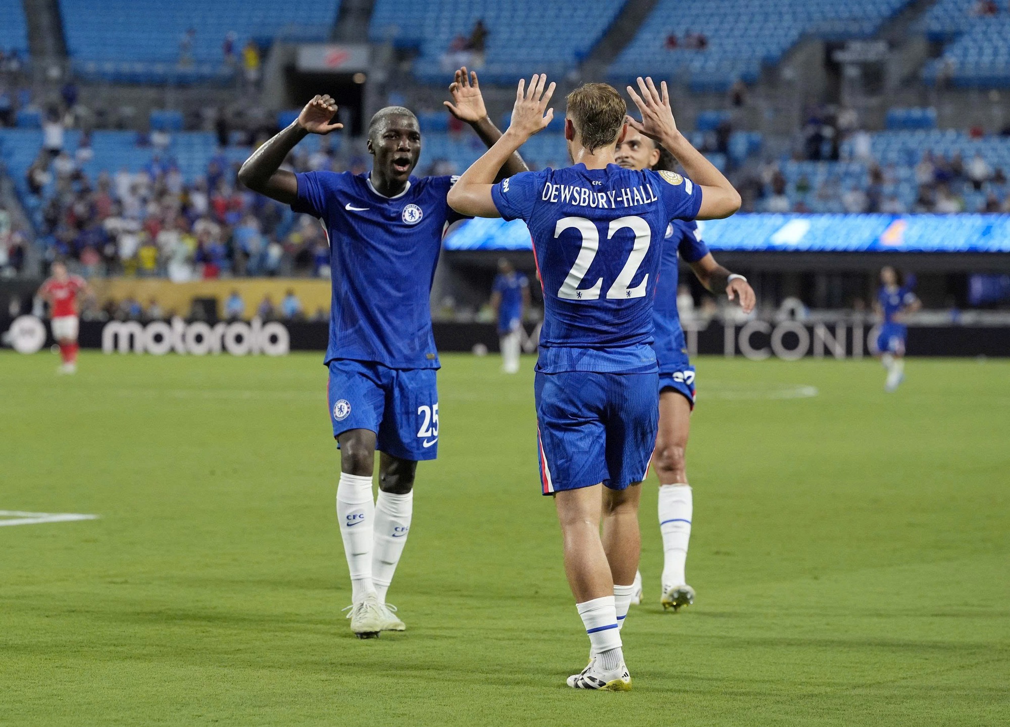 កាលវិភាគប្រកួតបាល់ទាត់ពិភពលោកចុងក្រោយបង្អស់៖ គូប្រកួតពាក់កណ្តាលផ្តាច់ព្រ័ត្រដ៏គួរឱ្យទាក់ទាញពីរដែលផ្ទុយគ្នា - រូបថត 3 ។ Lịch thi đấu Club World Cup mới nhất: Hai cặp bán kết đầy tương phản, cực lôi cuốn- Ảnh 3.