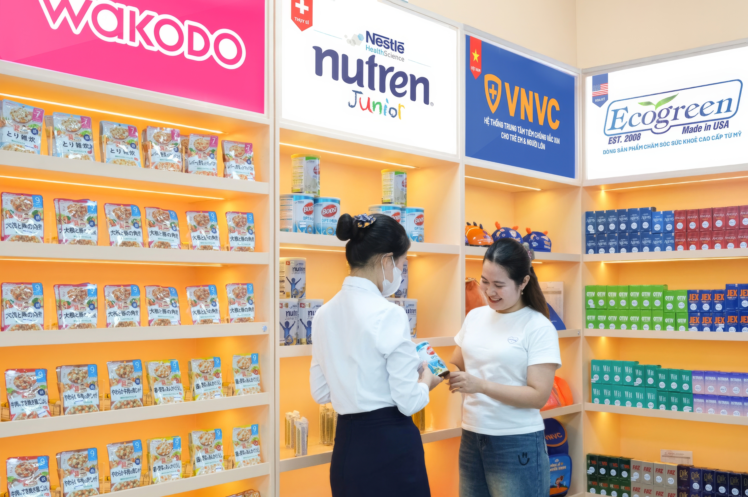 VNVC được vinh danh hệ thống trung tâm tiêm chủng tốt nhất Việt Nam- Ảnh 5. VNVC được vinh danh hệ thống trung tâm tiêm chủng tốt nhất Việt Nam- Ảnh 5.