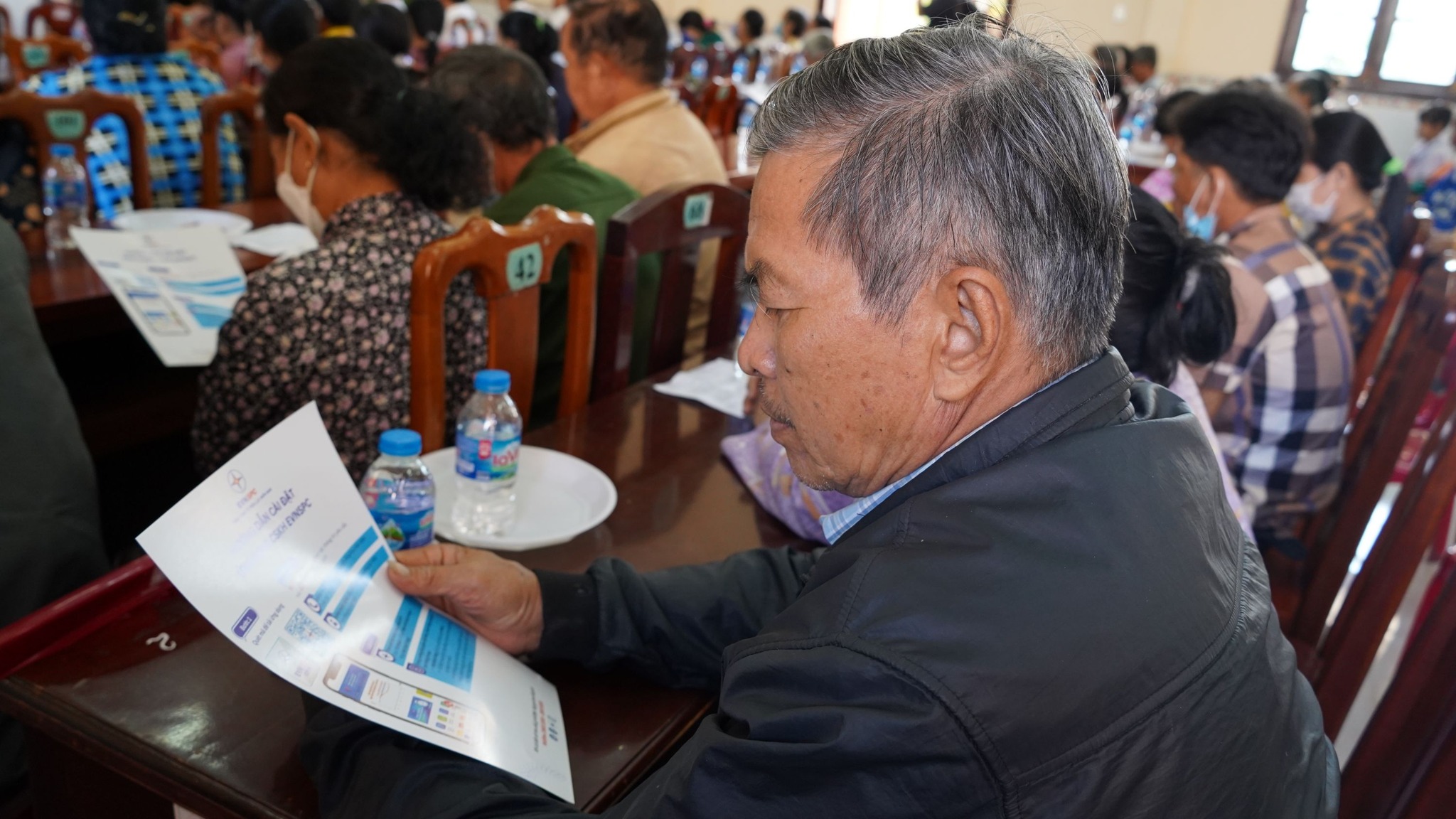 Ngành điện miền Nam chia sẻ 'bí kíp' tiết kiệm điện hiệu quả- Ảnh 3. Ngành điện miền Nam chia sẻ 'bí kíp' tiết kiệm điện hiệu quả- Ảnh 3.