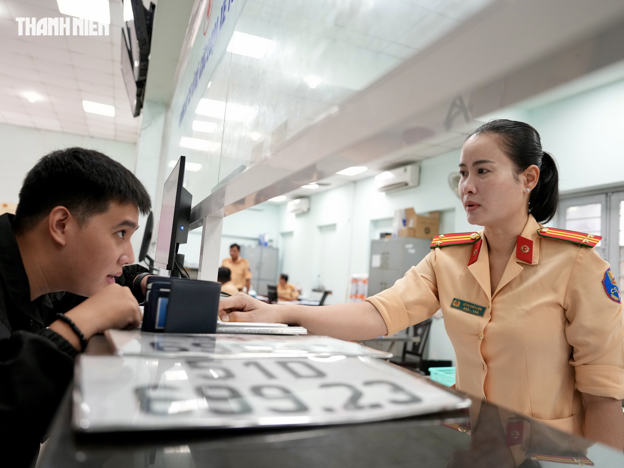 Người dân TP.HCM có thể đăng ký xe ô tô, xe máy tại 168 trụ sở công an- Ảnh 3.