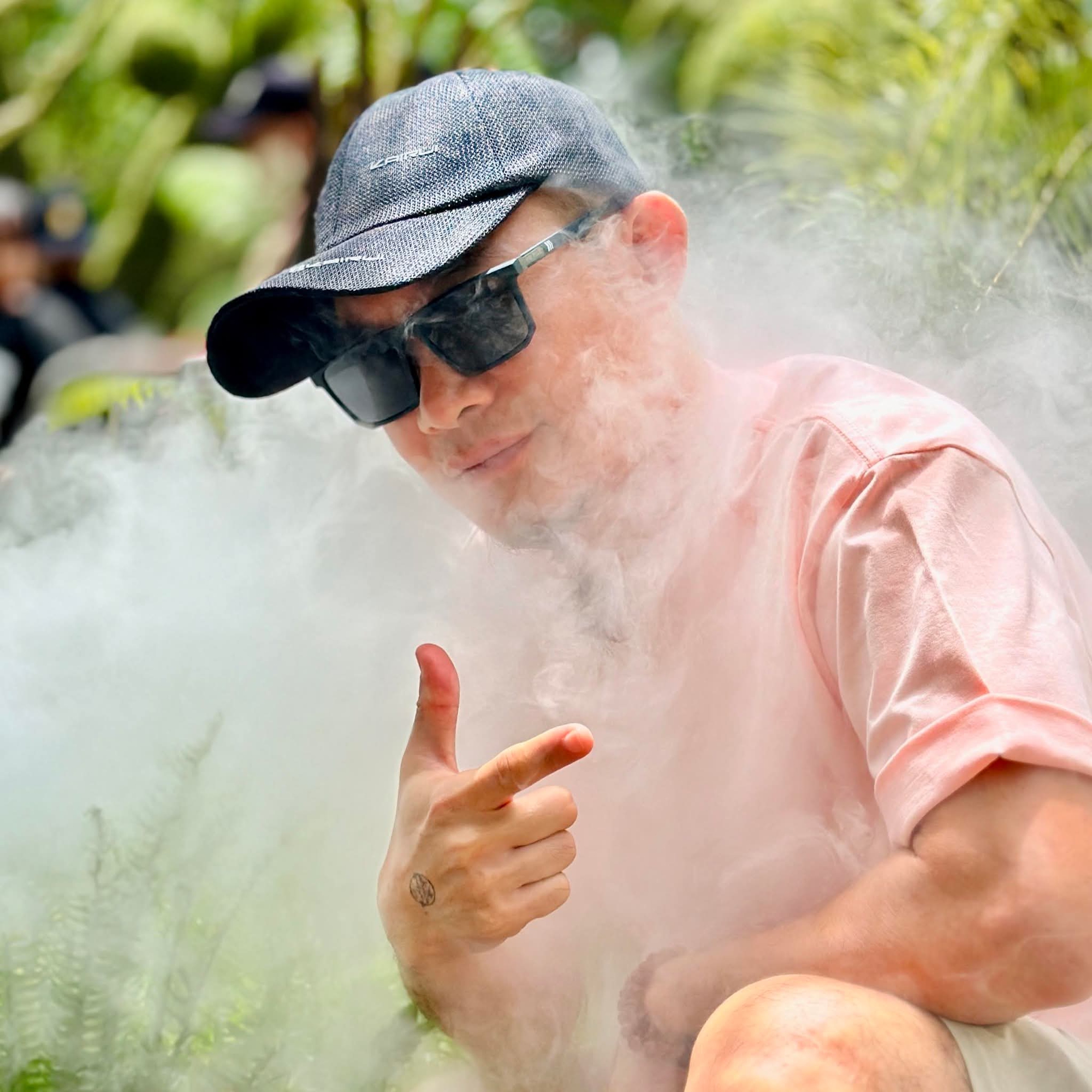 Incendie du quartier résidentiel de Doc Lap : adieu à un jeune frère « aux multiples talents », un collègue aimable - Photo 2. Cháy cư xá Độc Lập: Tiễn biệt người em 'đa di năng', người cộng sự tử tế- Ảnh 2.