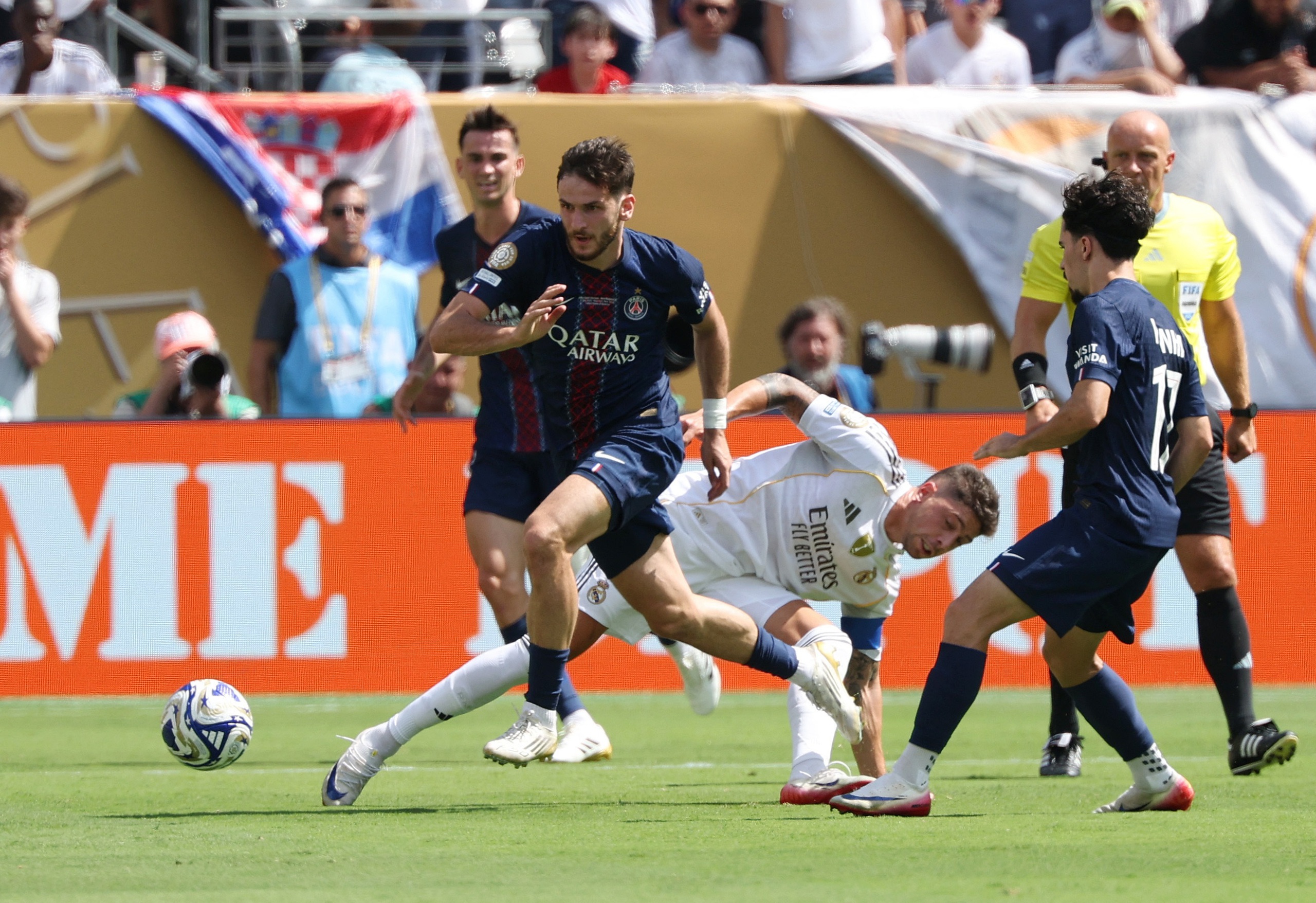 Sốc: PSG 'nghiền nát' Real Madrid để đấu Chelsea chung kết Club World Cup,  HLV Alonso choáng váng