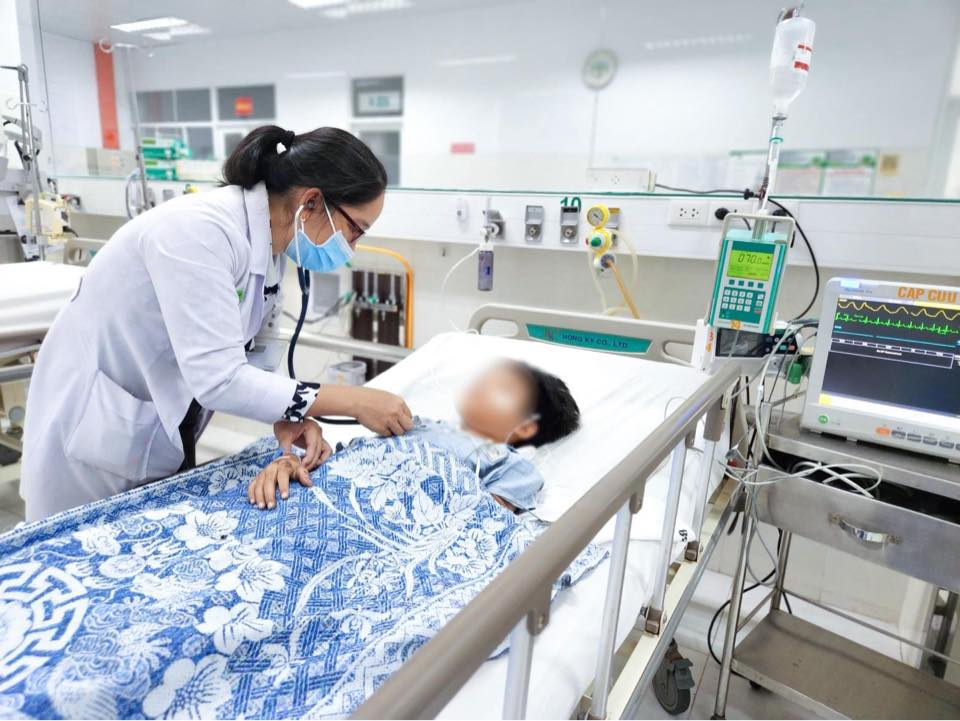 Nạn nhân 9 tuổi thoát chết sau tai nạn kinh hoàng trên cao tốc Vĩnh Hảo- Ảnh 1. Nạn nhân 9 tuổi thoát chết sau tai nạn kinh hoàng trên cao tốc Vĩnh Hảo- Ảnh 1.