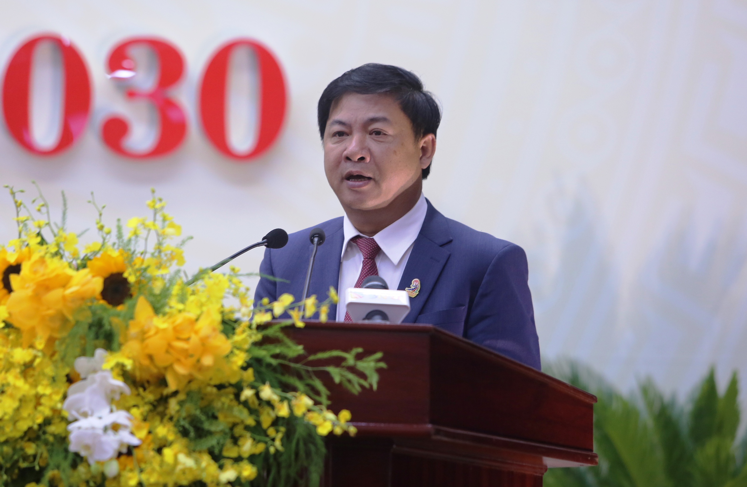 Bí thư Thành ủy Đà Nẵng: ‘Lãnh đạo phải là người quyết đoán trước các khó khăn’ - Ảnh 3.
