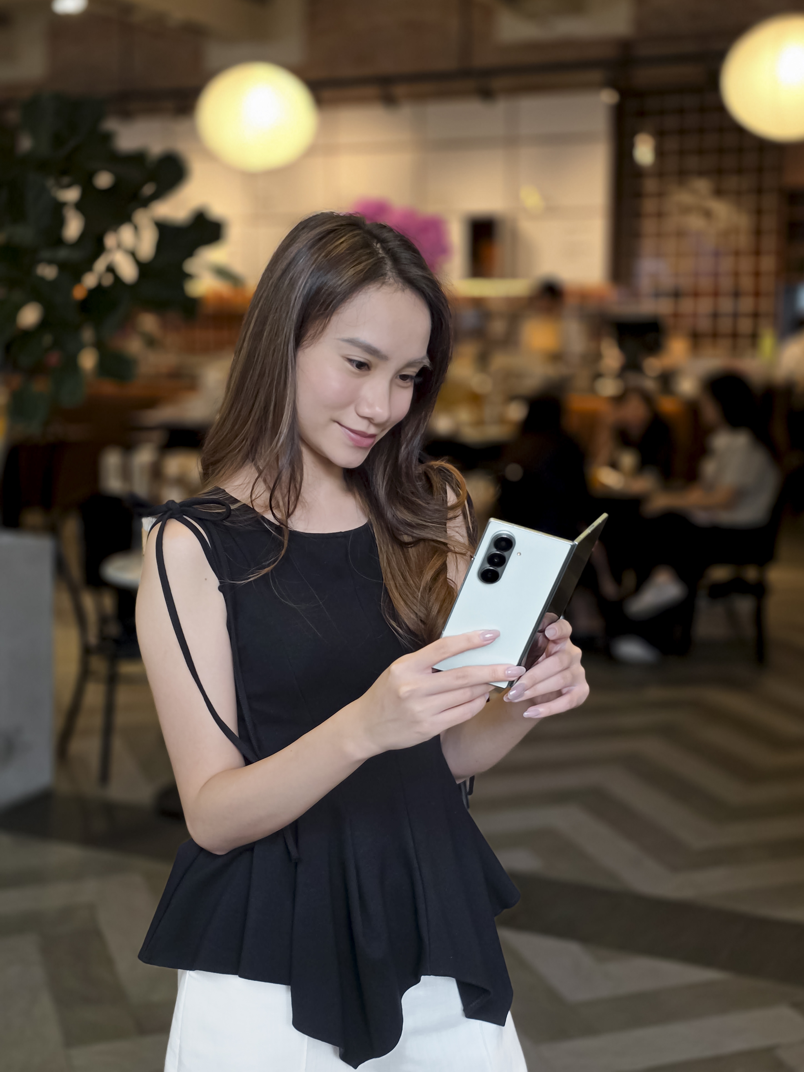 Câu chuyện đầy cảm hứng về Xanh Mint, tông màu tươi trẻ nhất trên Galaxy Z Fold7- Ảnh 4. Câu chuyện đầy cảm hứng về Xanh Mint, tông màu tươi trẻ nhất trên Galaxy Z Fold7- Ảnh 4.