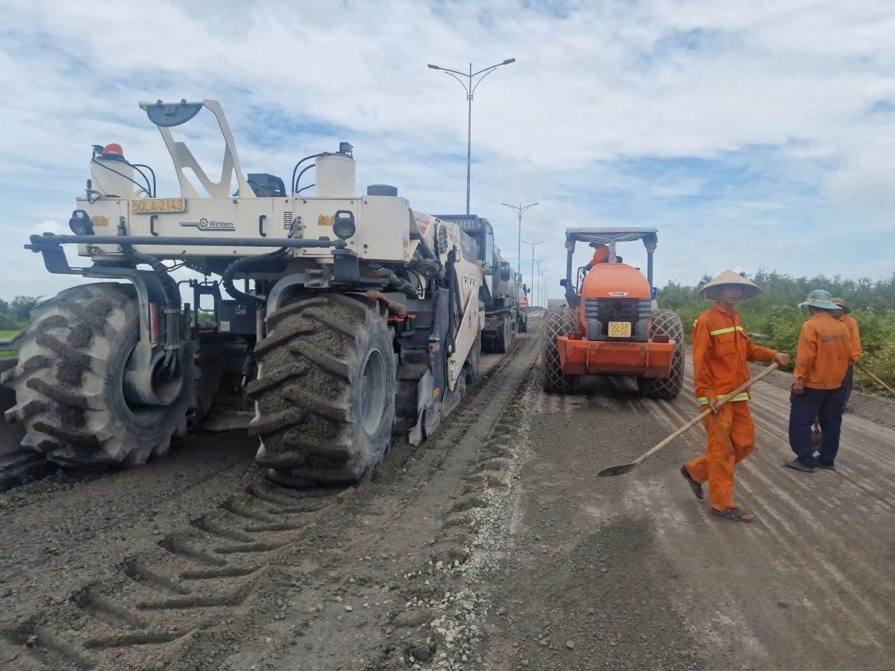 Sắp hoàn thành cao tốc huyết mạch ĐBSCL, từ Cần Thơ đi Rạch Giá chỉ 50 phút- Ảnh 2.