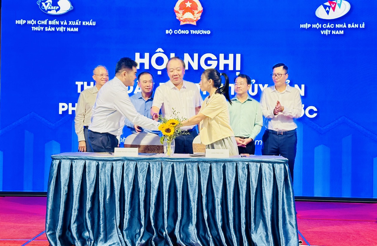 Đưa thủy sản xuất khẩu đến bàn ăn người Việt- Ảnh 2.