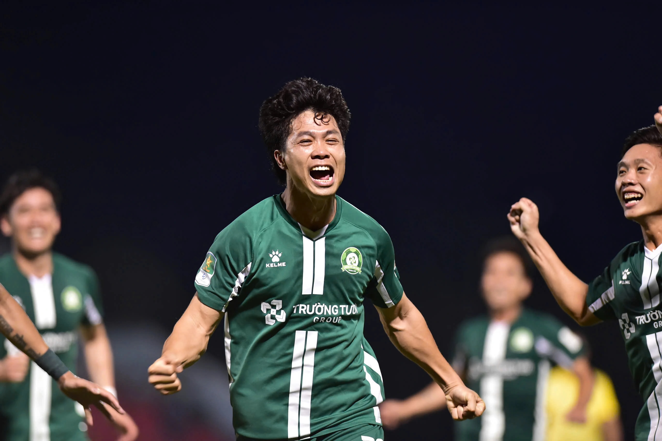 CLB Bình Phước của Công Phượng bất ngờ đổi tên - Ảnh 2.