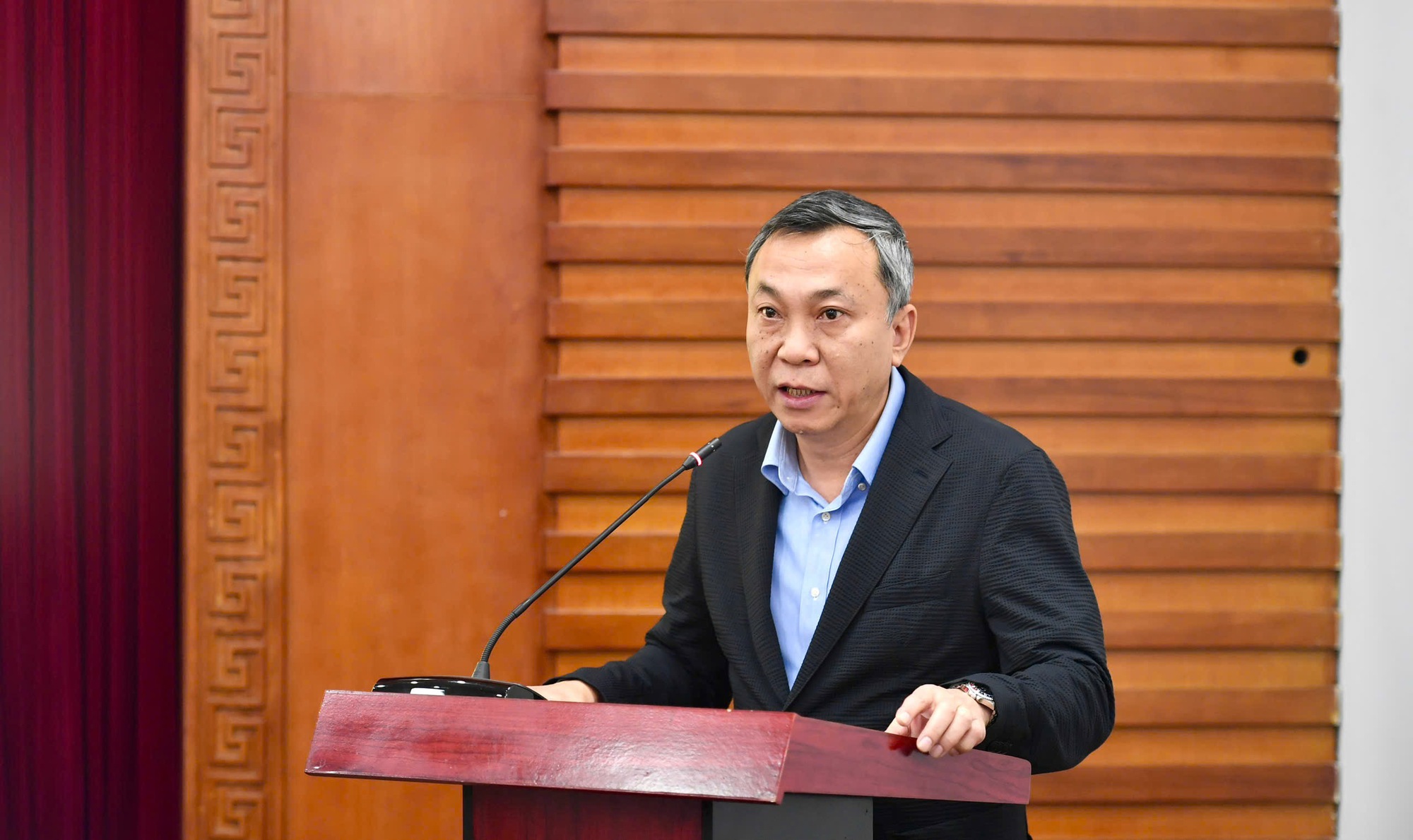 Ο προπονητής Κιμ Σανγκ-σικ και η ομάδα U.23 του Βιετνάμ τιμήθηκαν με το Πιστοποιητικό Αξίας του Πρωθυπουργού, με τον Υπουργό να εκφωνεί συγκινητικά λόγια - Φωτογραφία 6. HLV Kim Sang-sik và U.23 Việt Nam được trao tặng Bằng khen của Thủ tướng, Bộ trưởng nói lời xúc động- Ảnh 6.