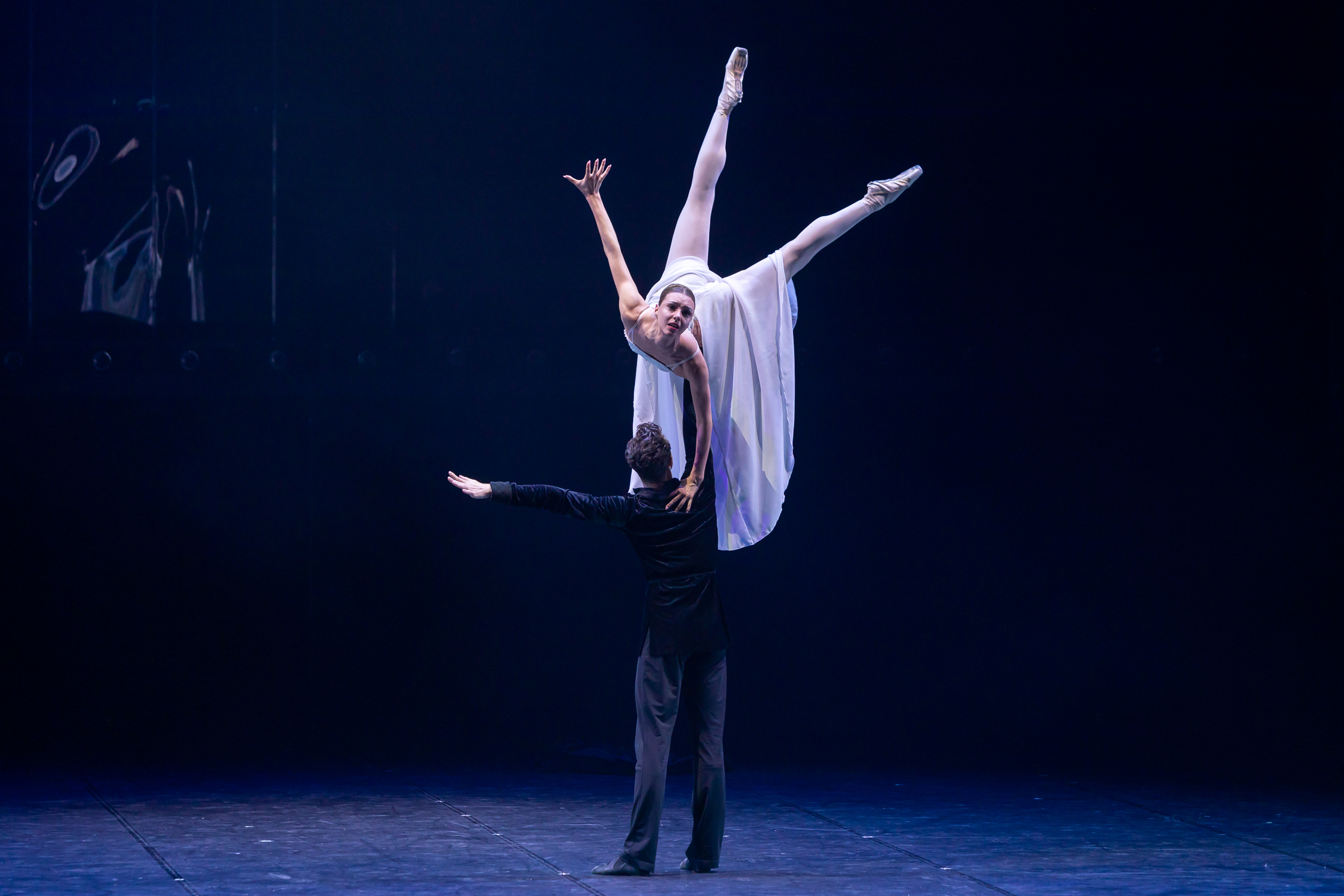 Eifman Ballet - đoàn ballet hàng đầu thế giới đến Việt Nam - Ảnh 2.