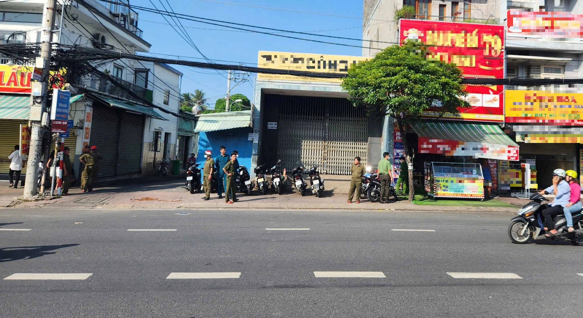TP.HCM: Công an tìm thân nhân người đàn ông tử vong trên đường Tô Ký- Ảnh 1.