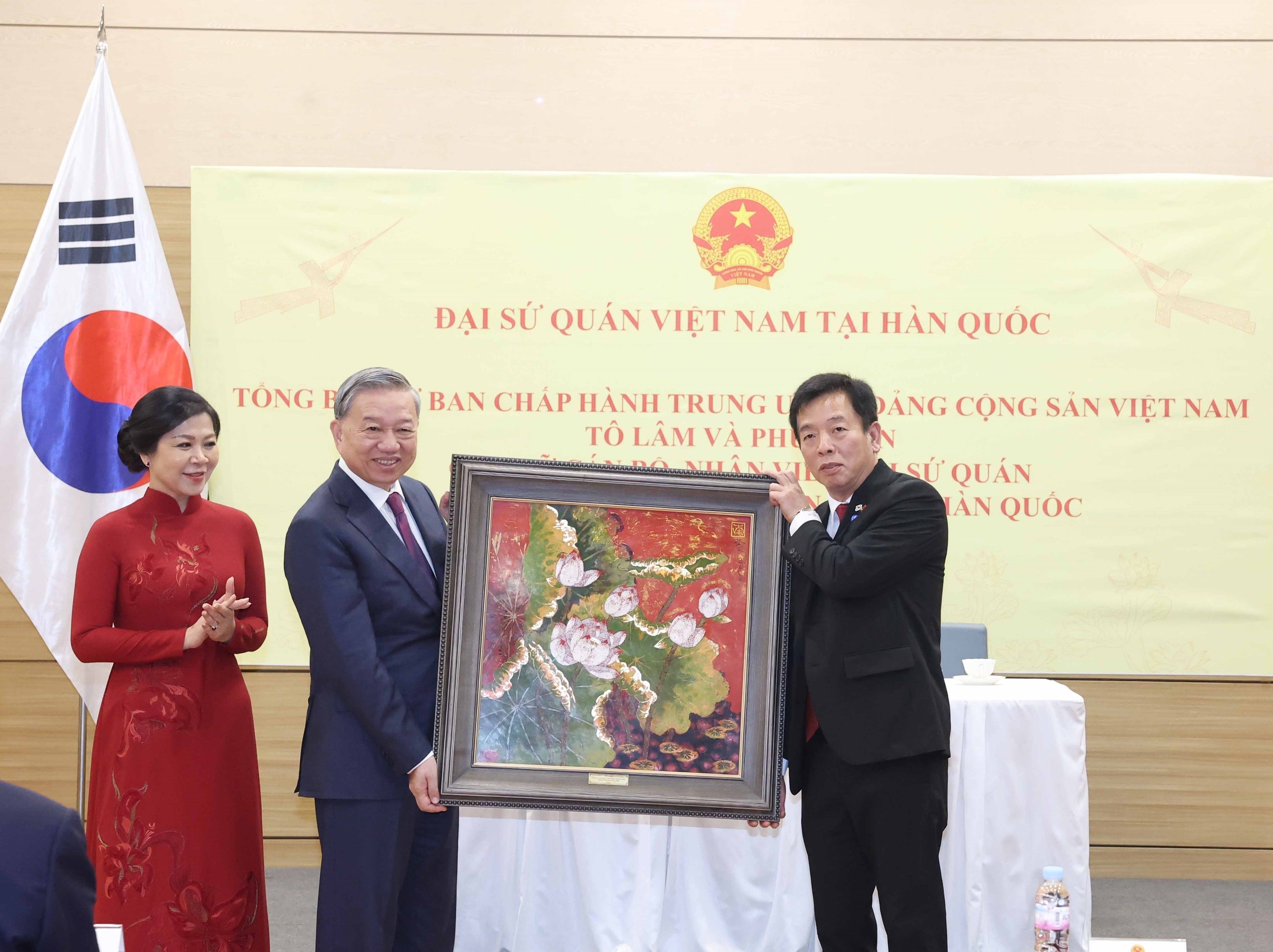 Tổng Bí thư Tô Lâm khánh thành tượng Chủ tịch Hồ Chí Minh tại Hàn Quốc- Ảnh 3.