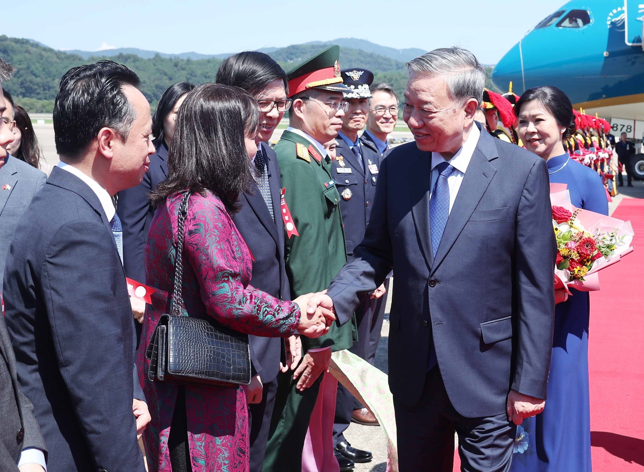 Tổng Bí thư Tô Lâm bắt đầu chuyến thăm cấp nhà nước tới Hàn Quốc- Ảnh 3.