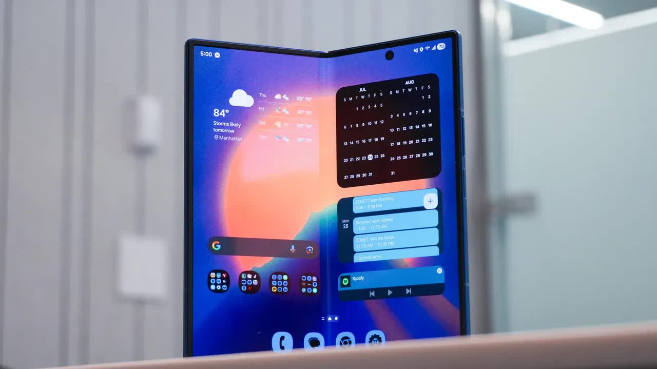 Các ứng dụng bloatware nên gỡ khỏi điện thoại Samsung ngay lập tức - Ảnh 1.