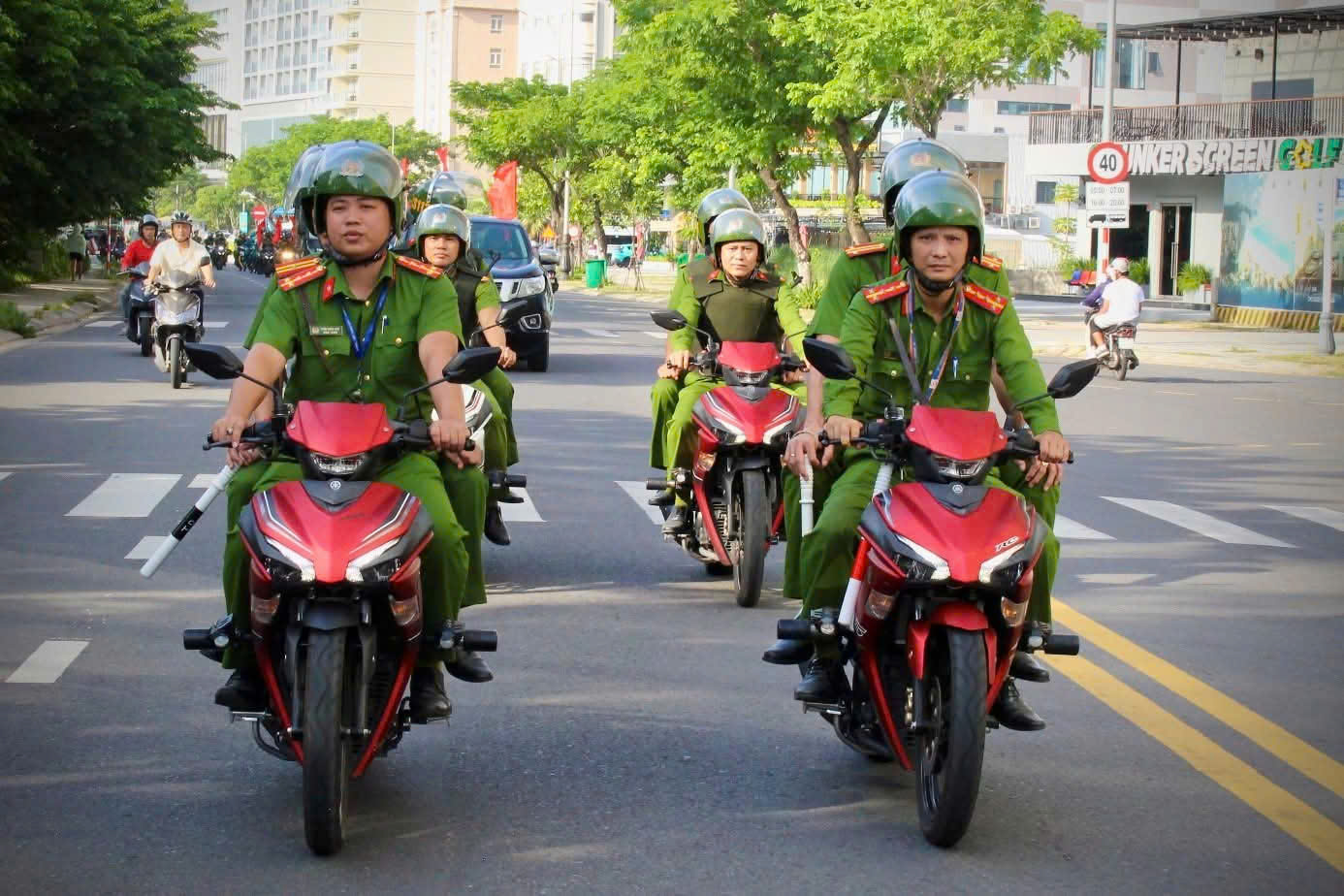 Thiếu tướng Nguyễn Hữu Hợp: Tăng sức mạnh cho 'cú đấm thép' 911 trấn áp tội phạm... - Ảnh 3.